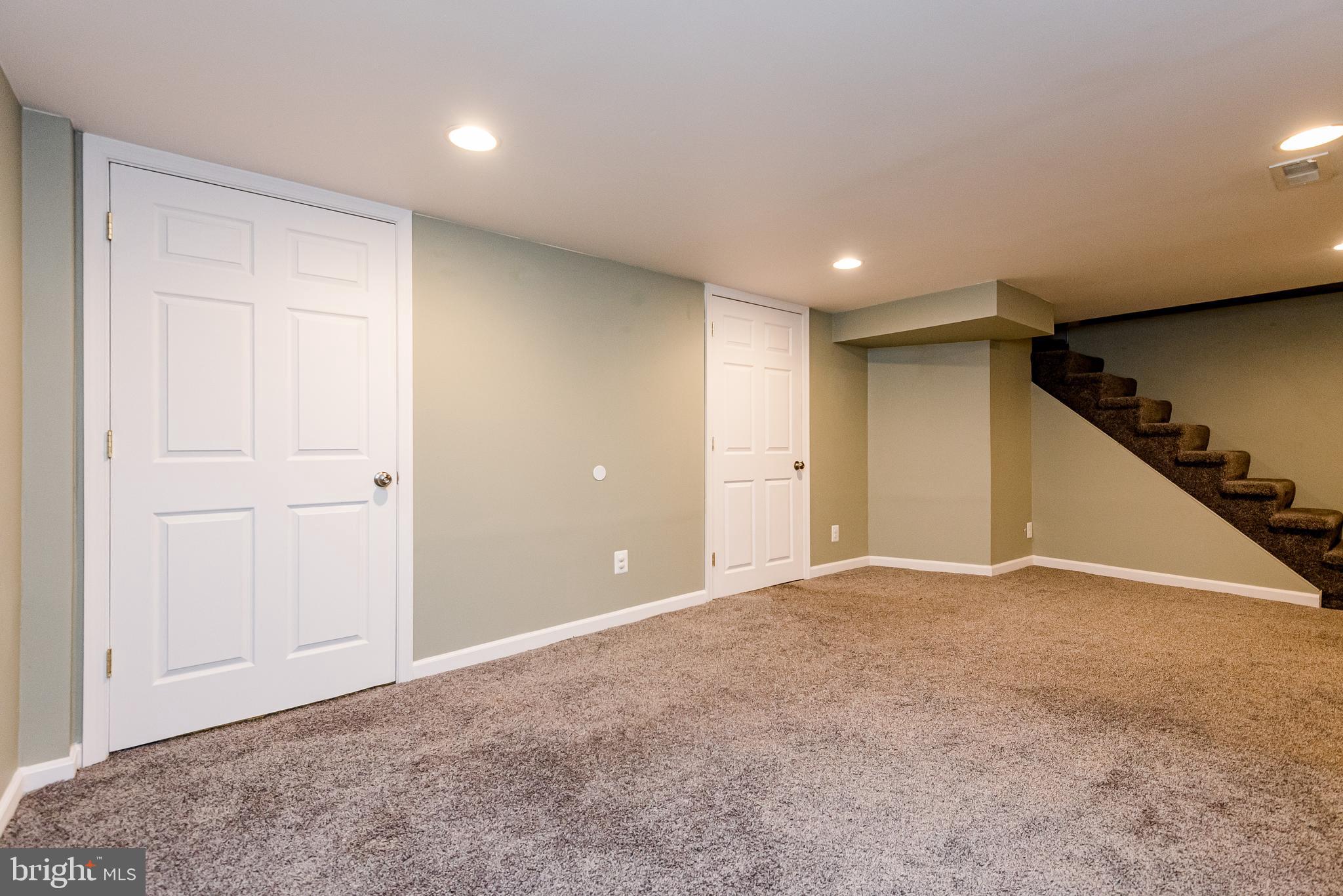 HALETHORPE HEIGHTS - Residential