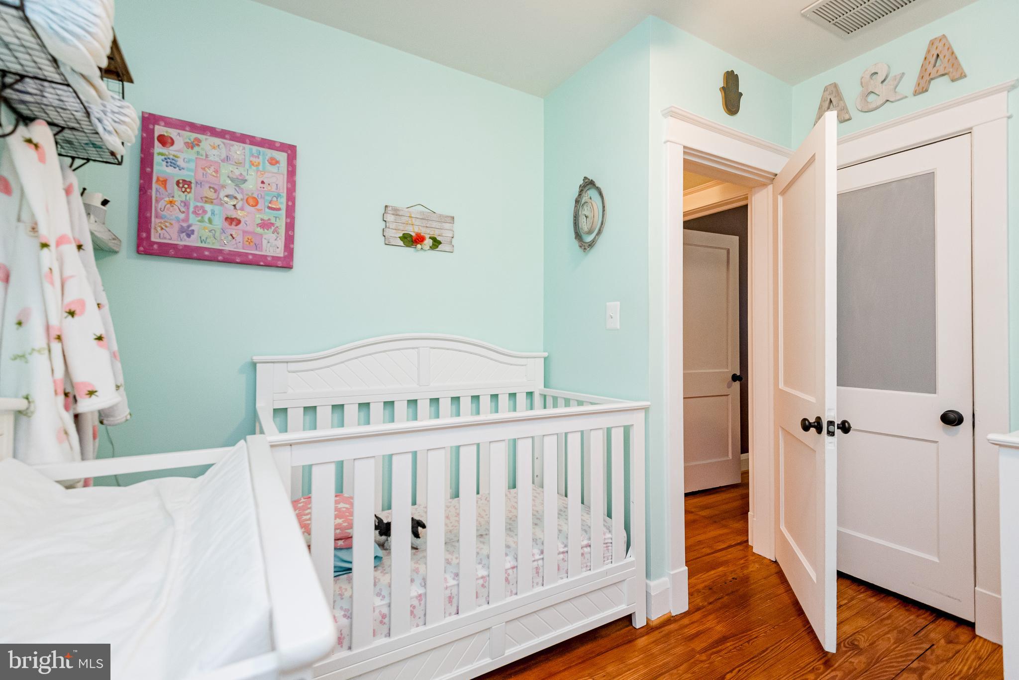 HALETHORPE HEIGHTS - Residential