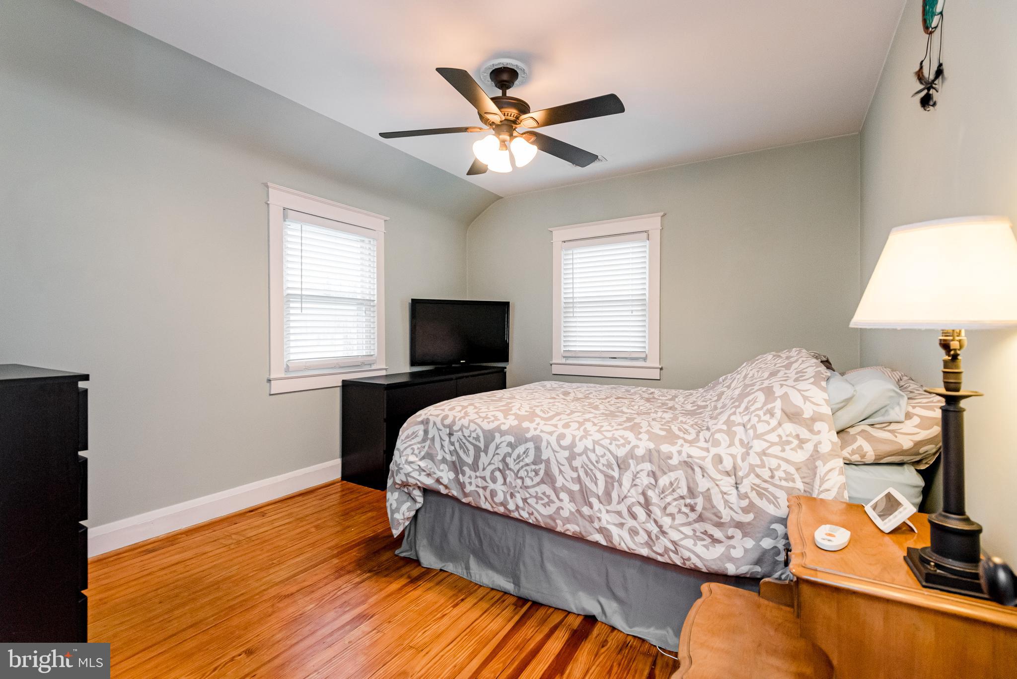 HALETHORPE HEIGHTS - Residential