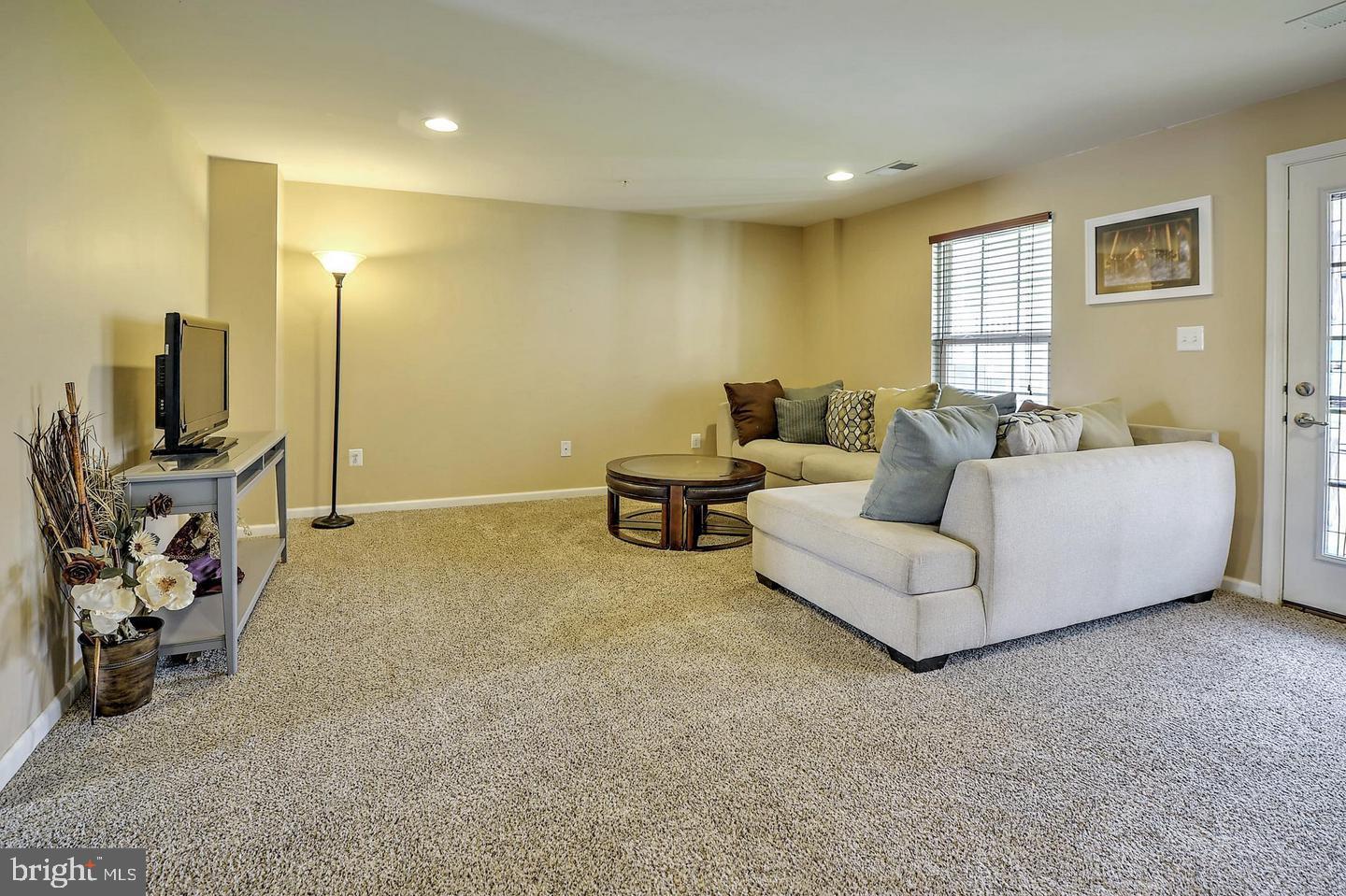 HOWARD SQUARE - Residential Lease