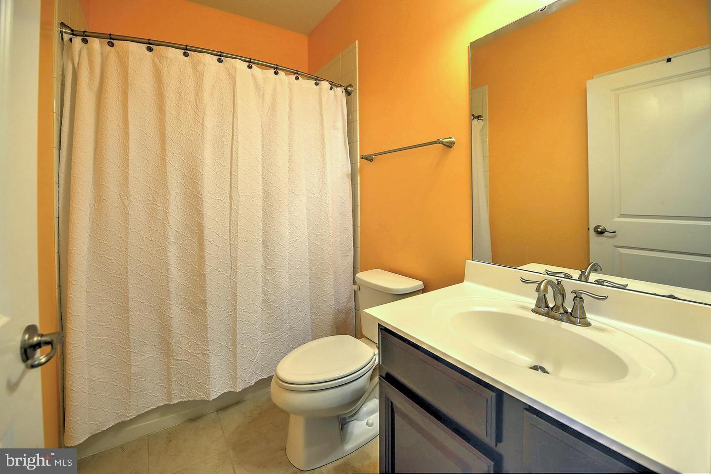 HOWARD SQUARE - Residential Lease