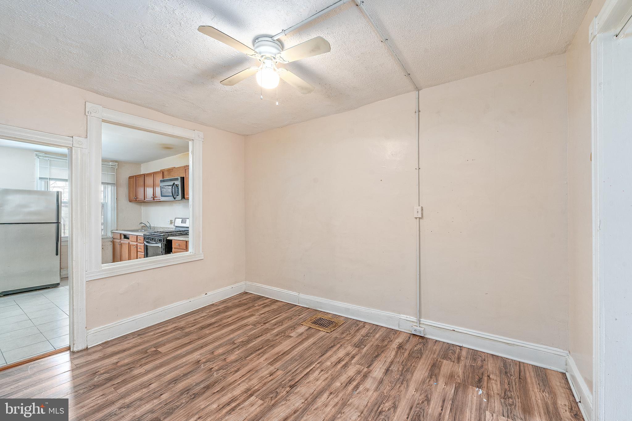 MILL HILL - Residential