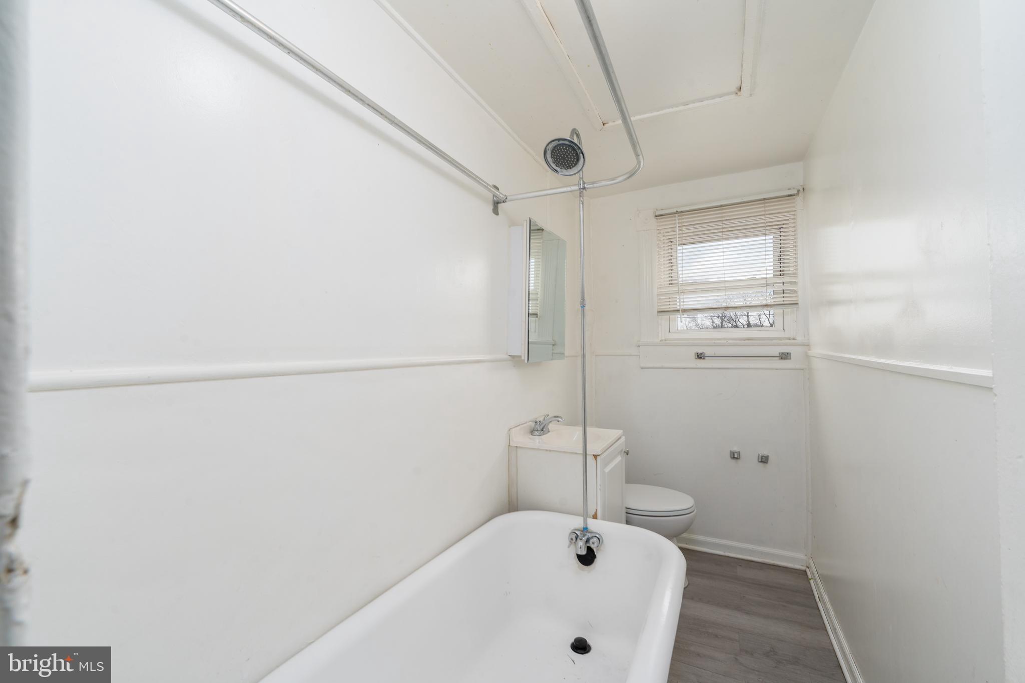 MILL HILL - Residential