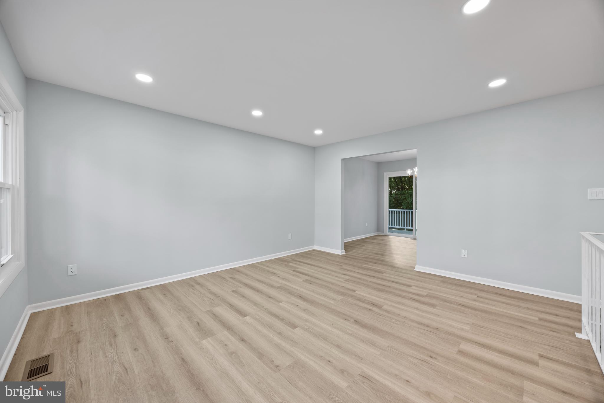 13907 LYNHURST DRIVE