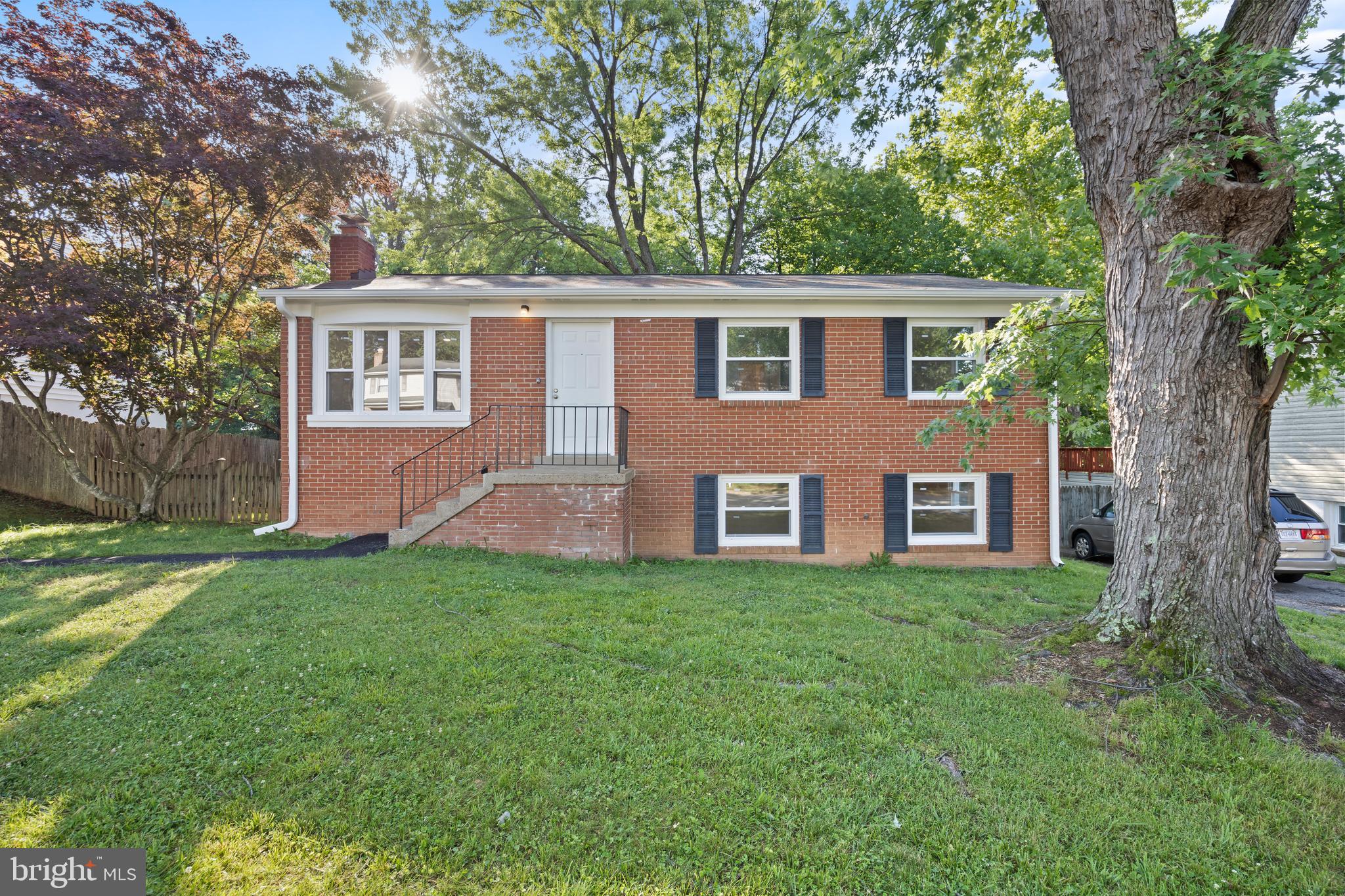 13907 LYNHURST DRIVE