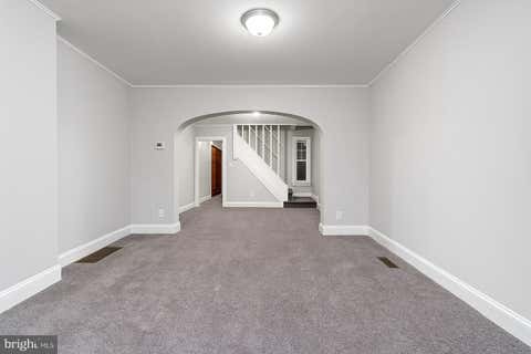 Townhouse For Sale - 112 Old Rose Street St<br/> TRENTON, NJ 08618