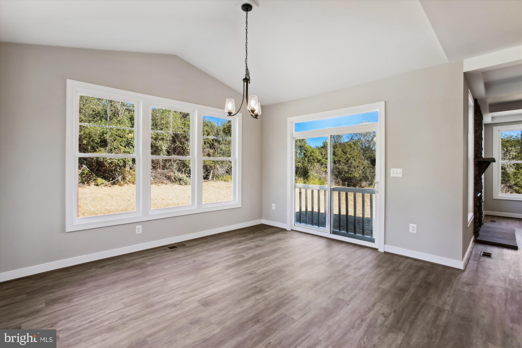 TAYLORSTOWN - Residential