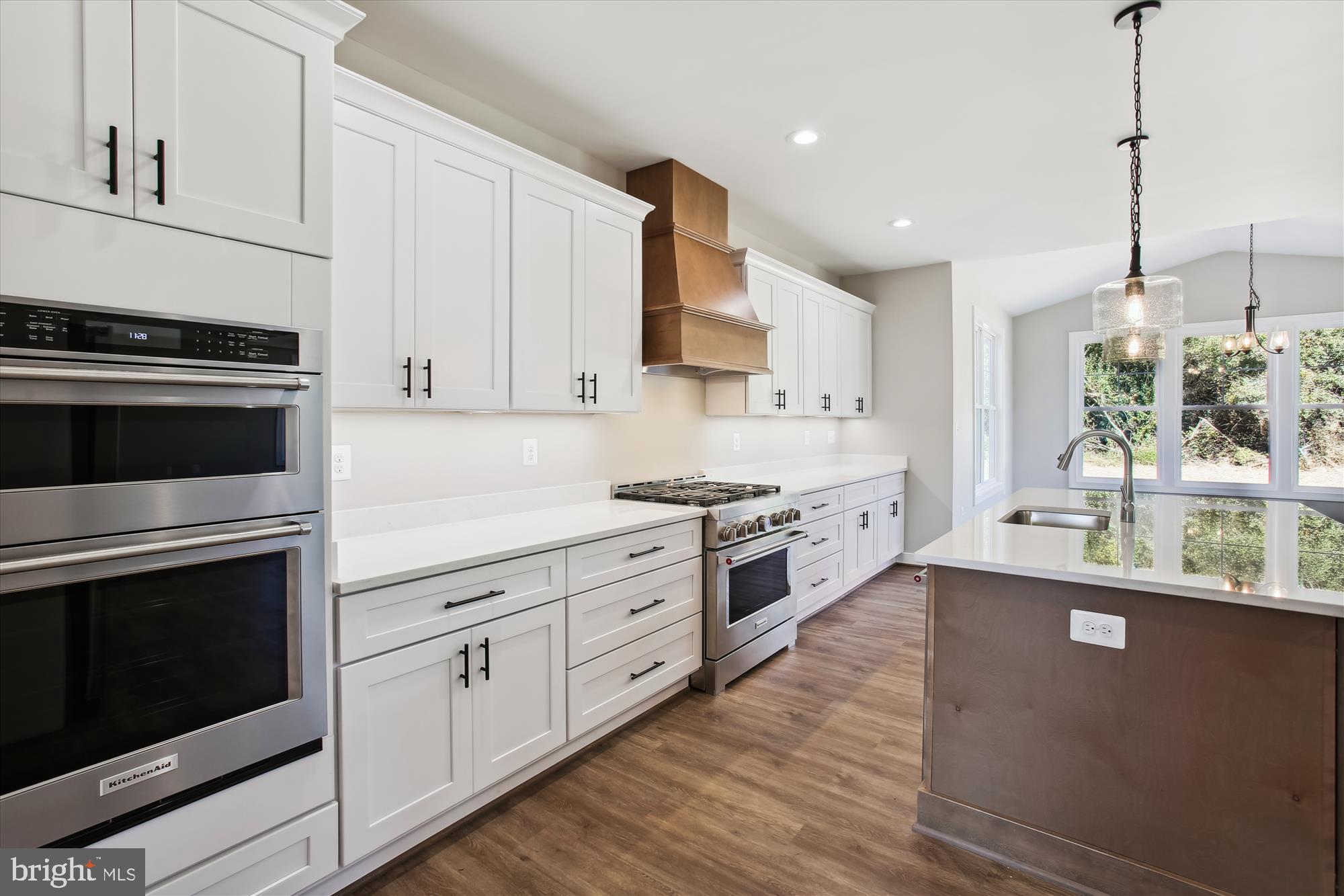 TAYLORSTOWN - Residential