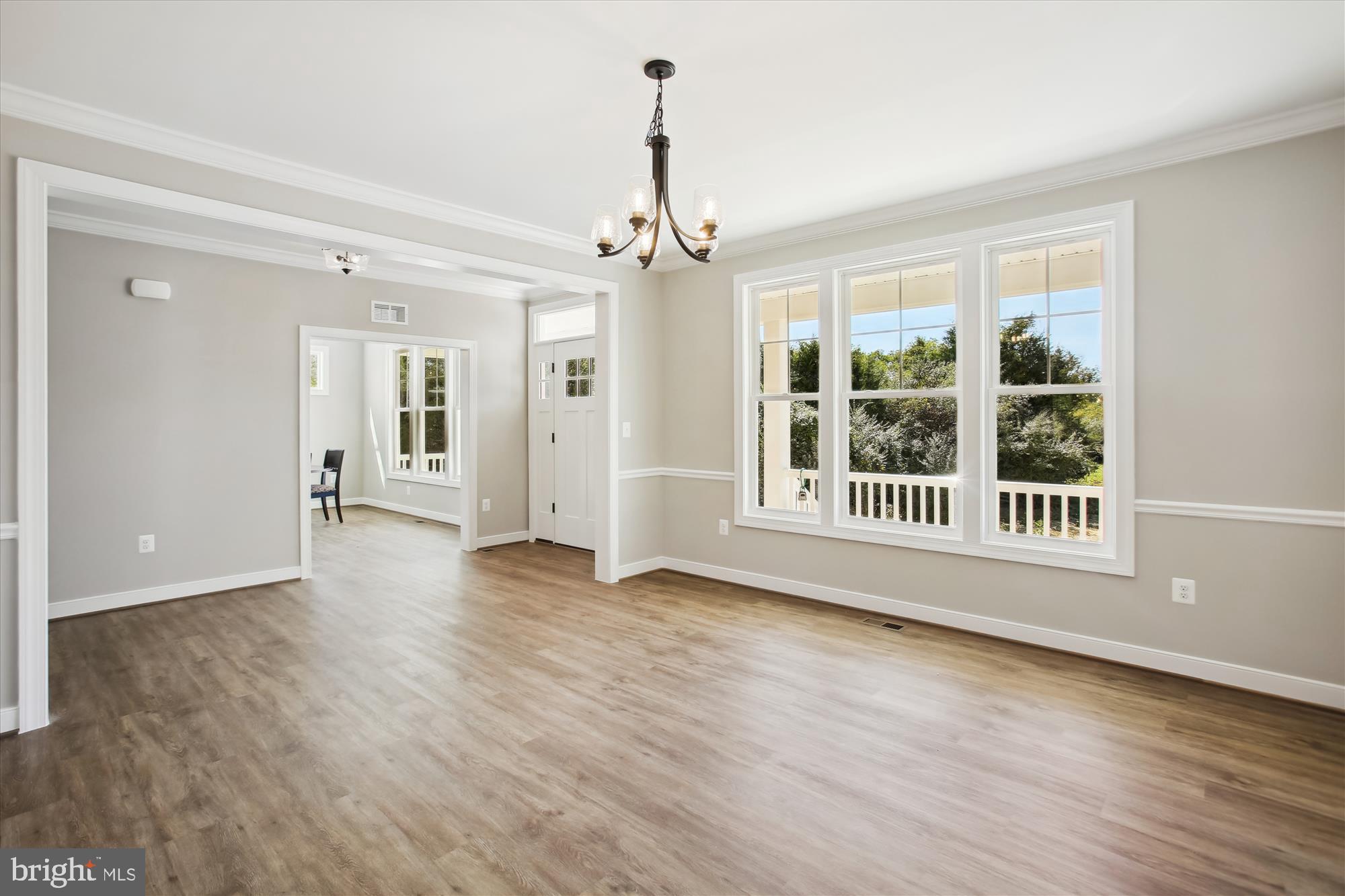 TAYLORSTOWN - Residential