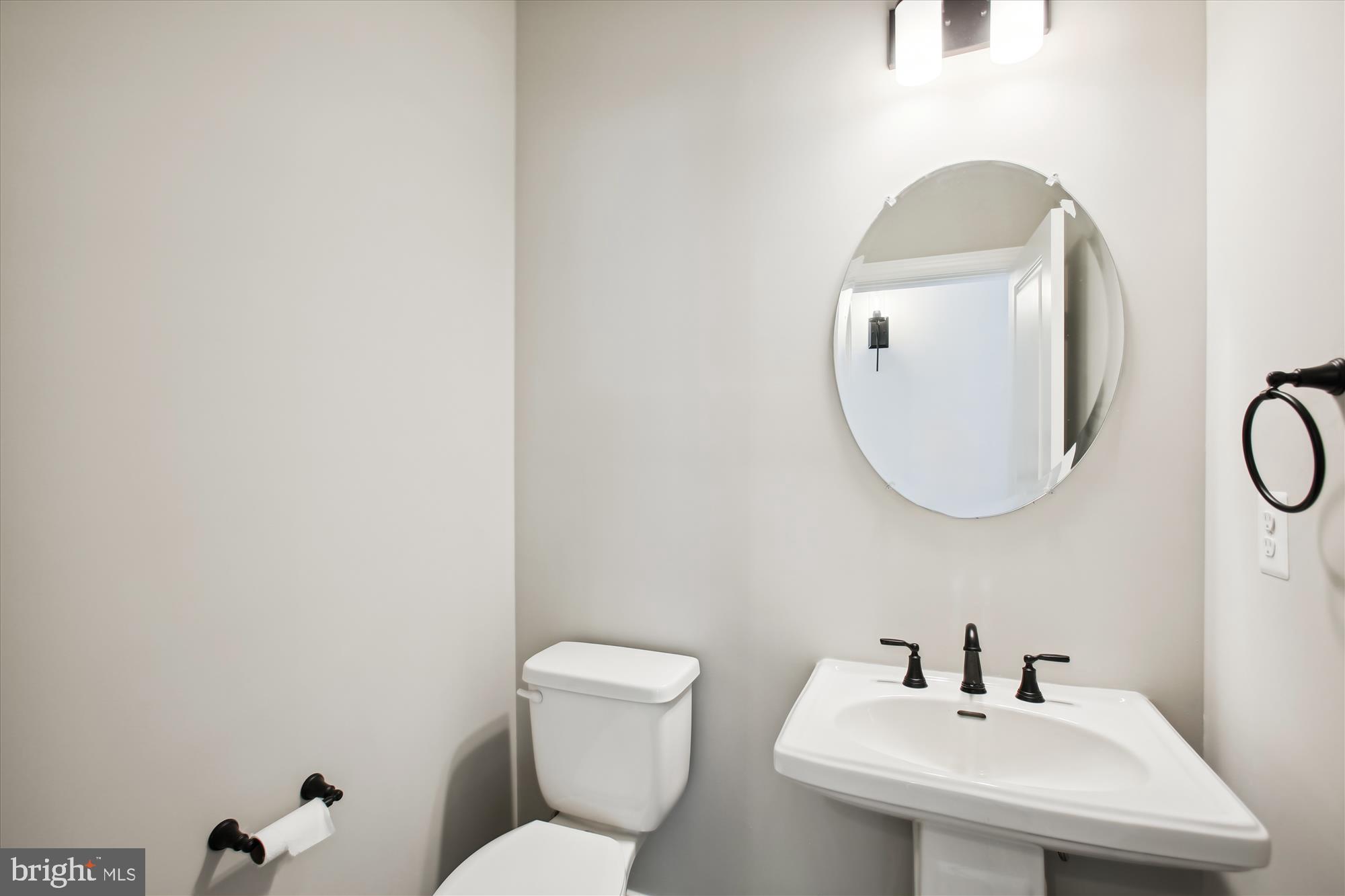 TAYLORSTOWN - Residential