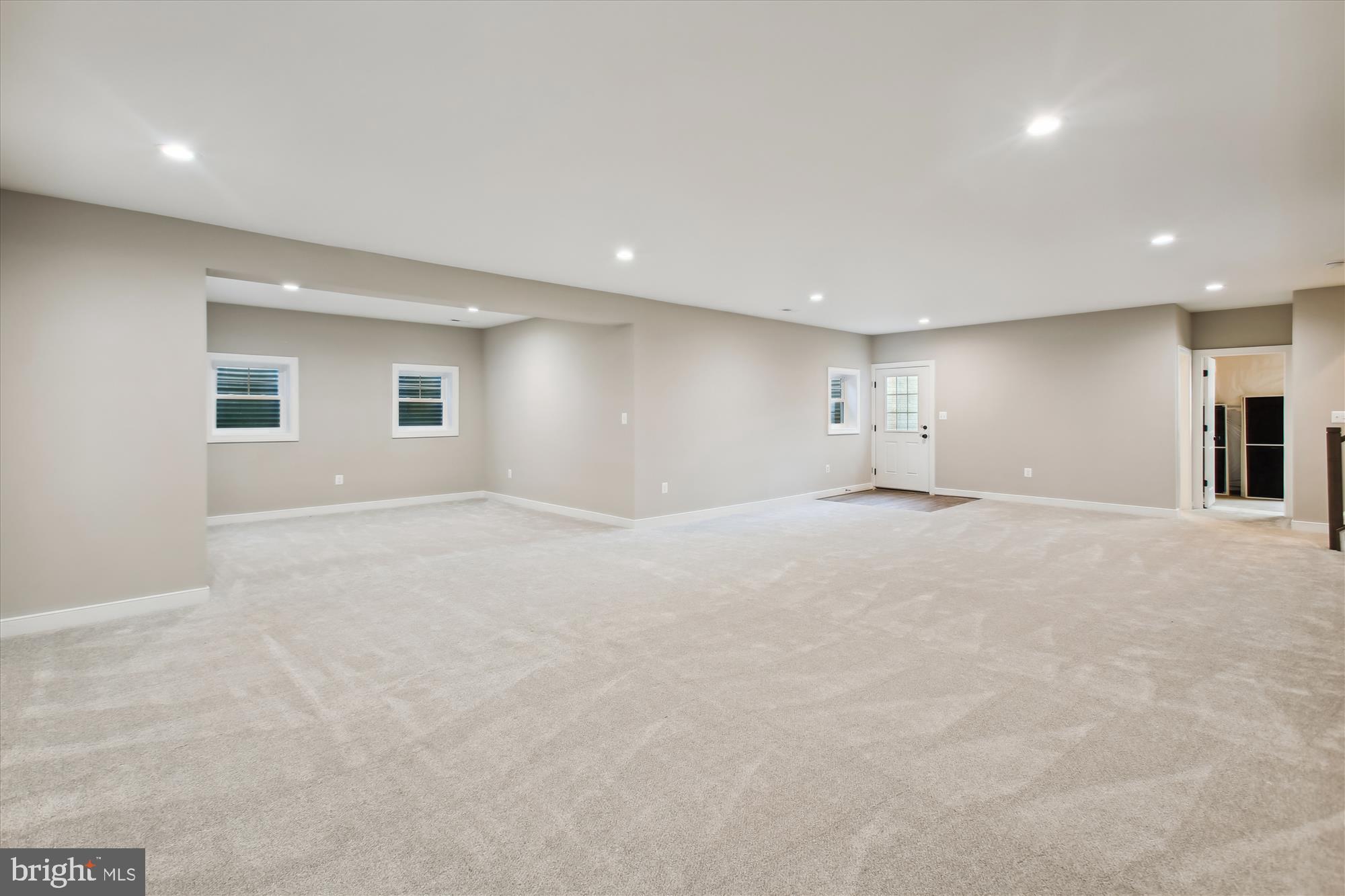 TAYLORSTOWN - Residential