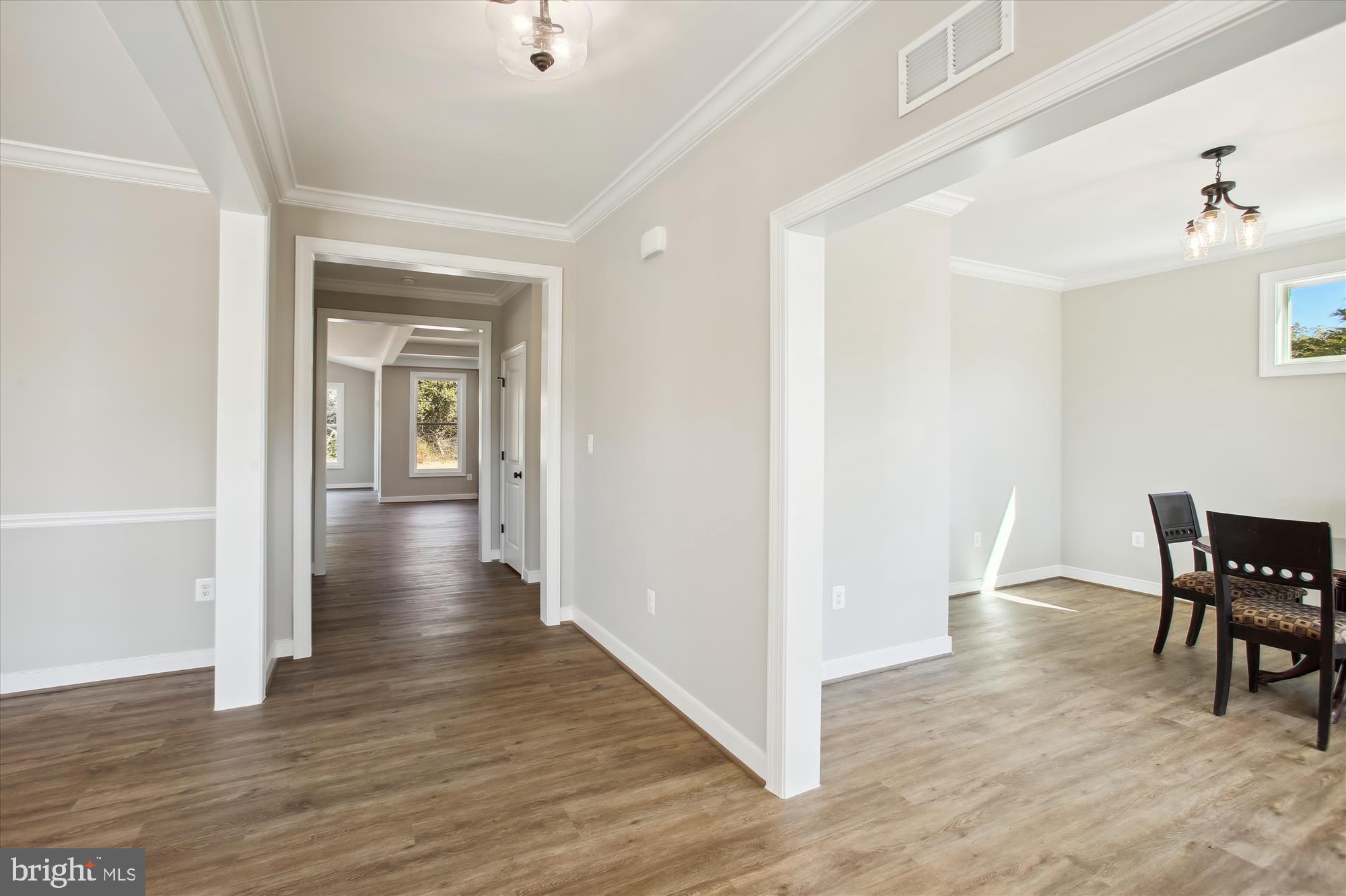 TAYLORSTOWN - Residential