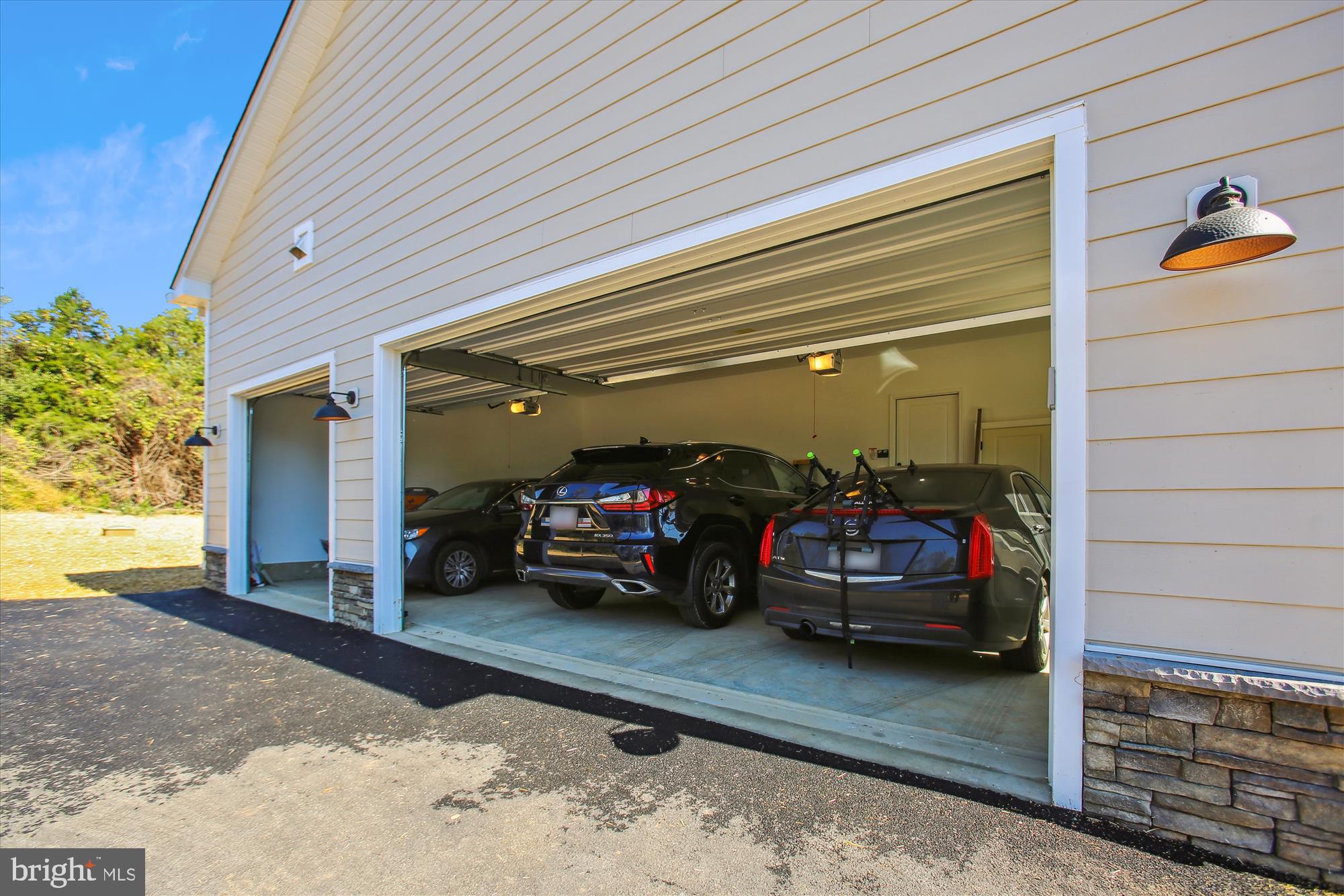 TAYLORSTOWN - Residential