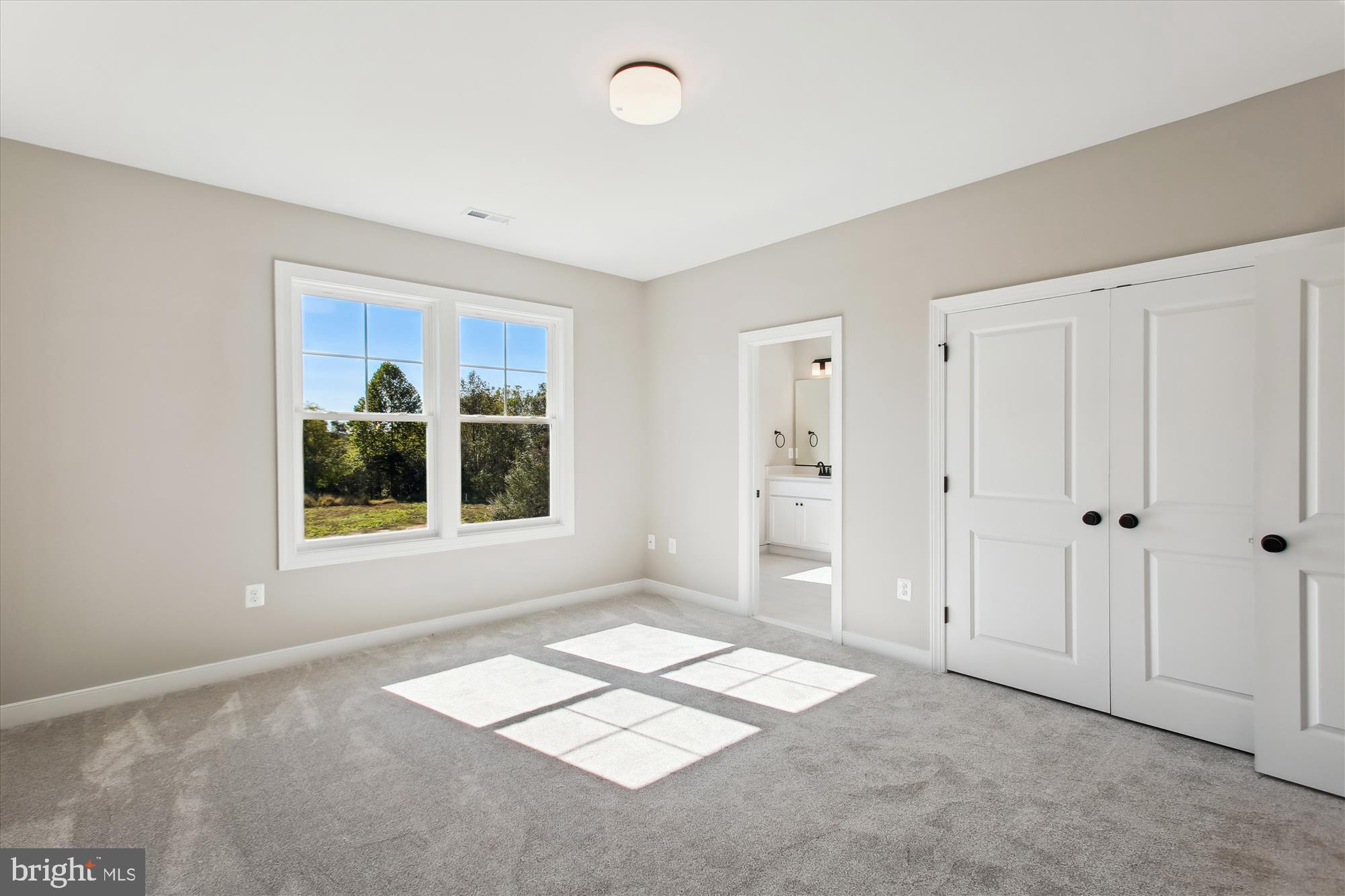 TAYLORSTOWN - Residential