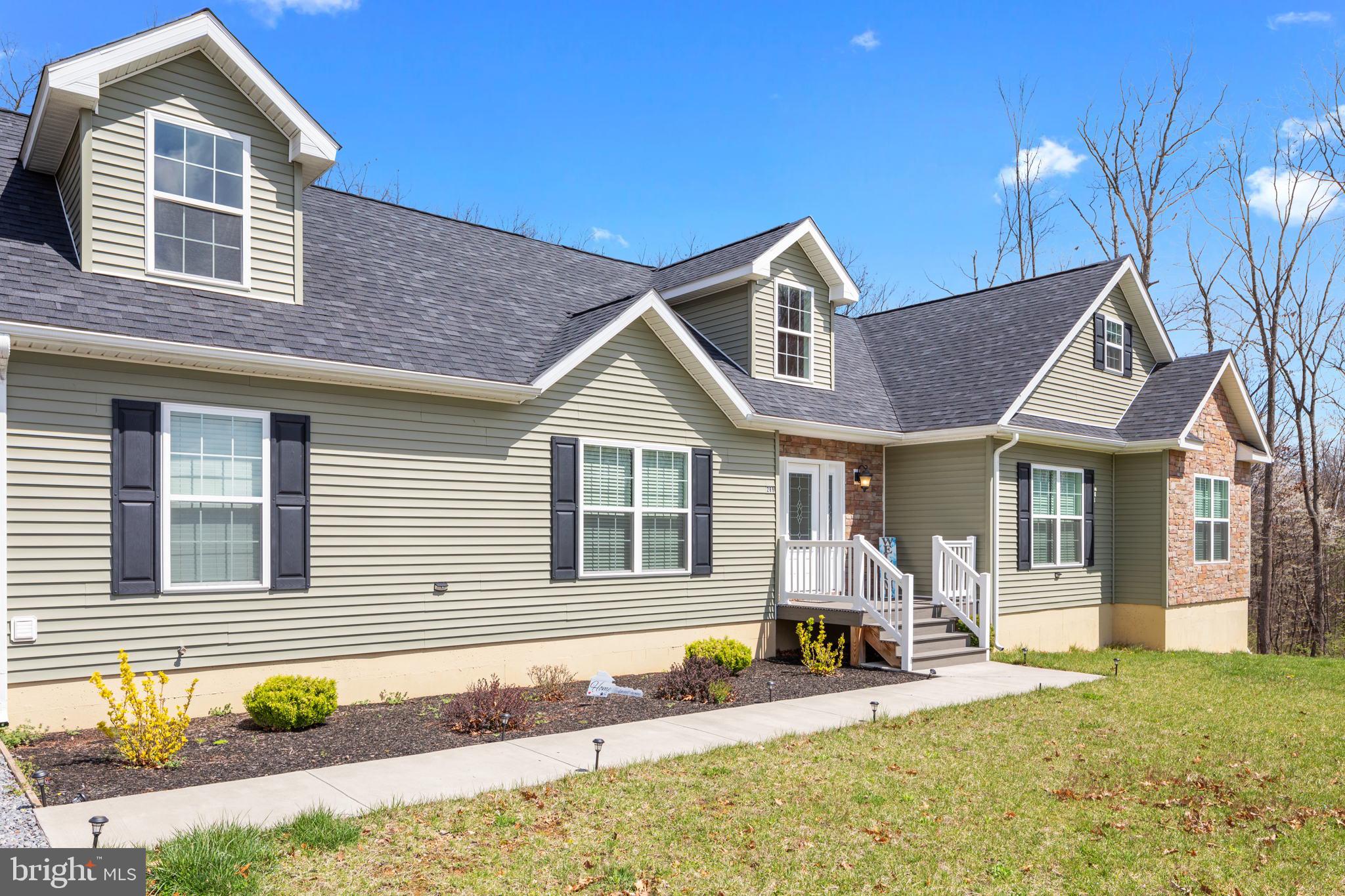 LEETOWN - Residential Lease