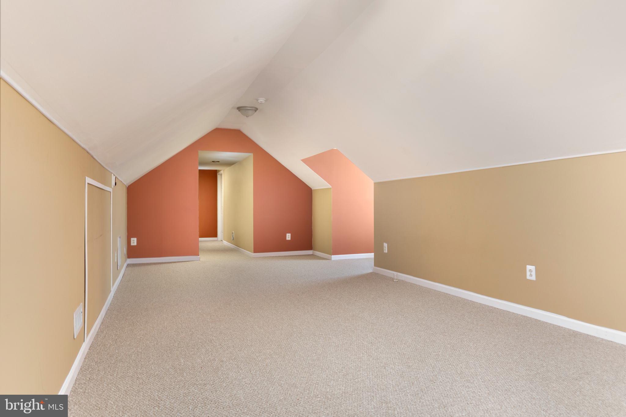 LEETOWN - Residential Lease