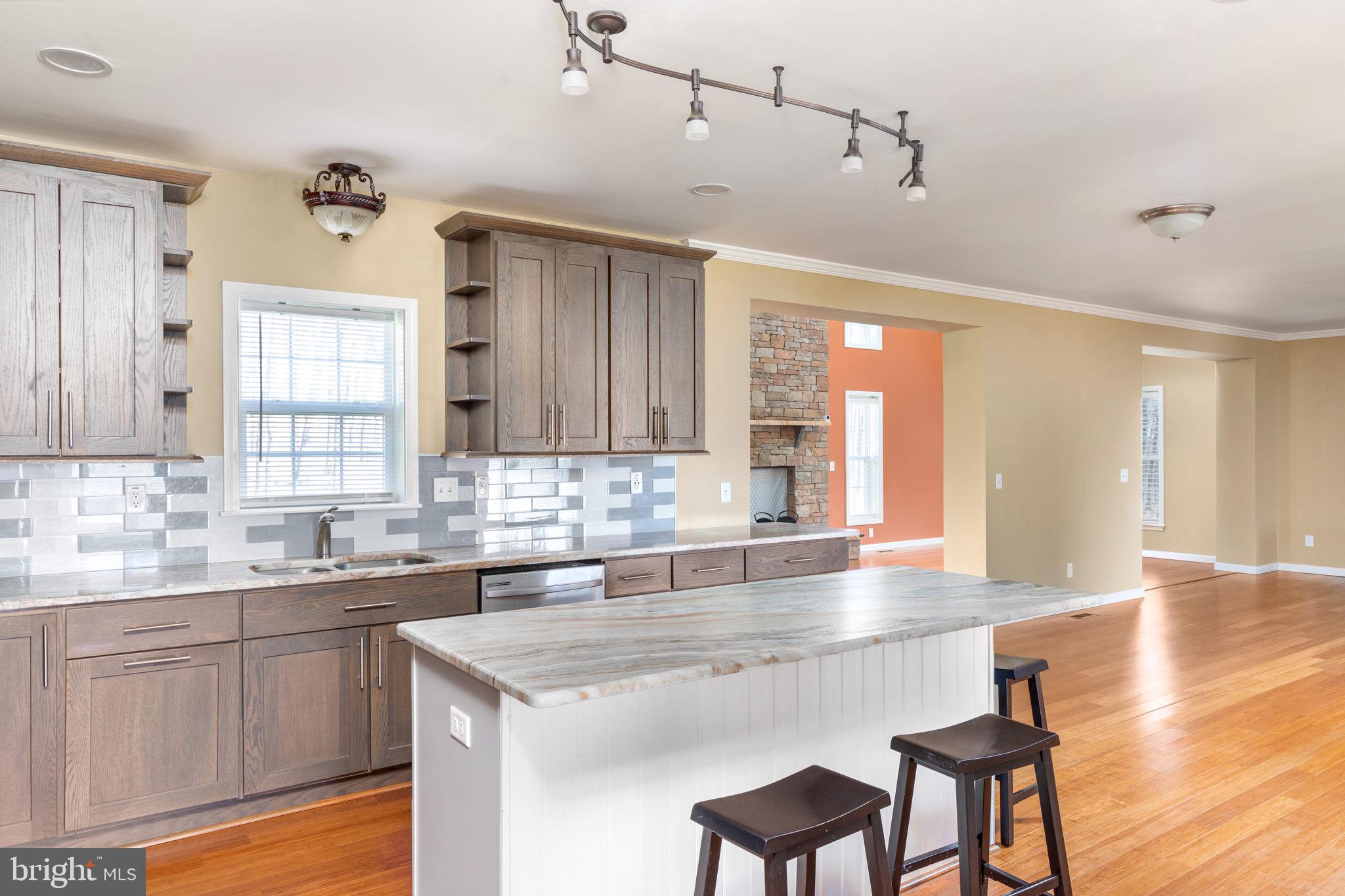 LEETOWN - Residential Lease