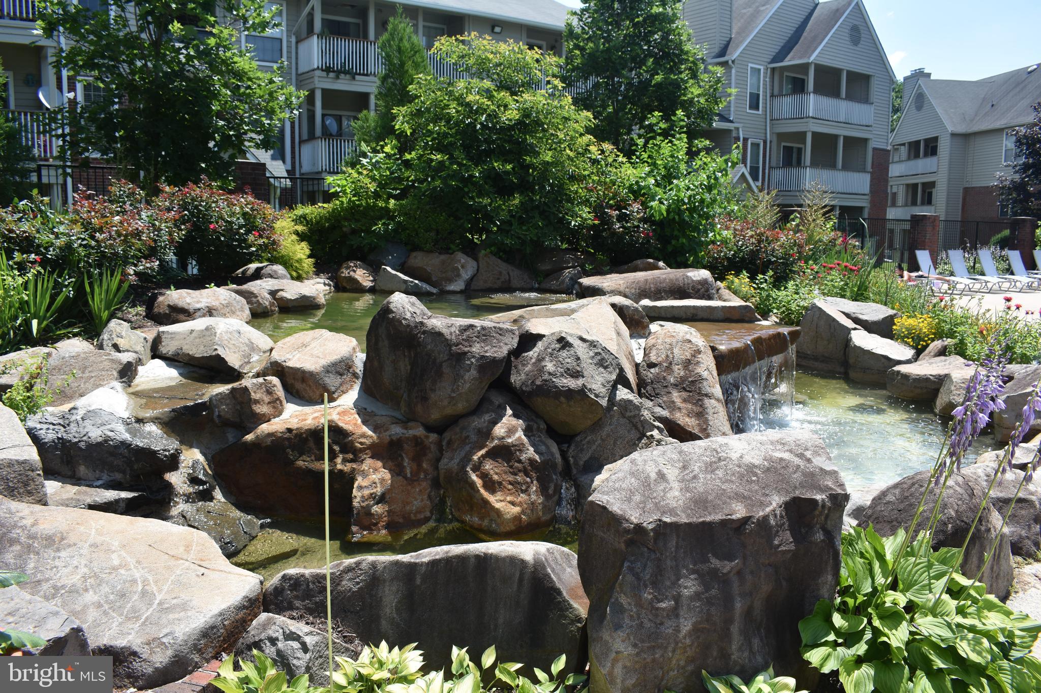 PENDERBROOK SQUARE CONDOMINIUMS - Residential Lease