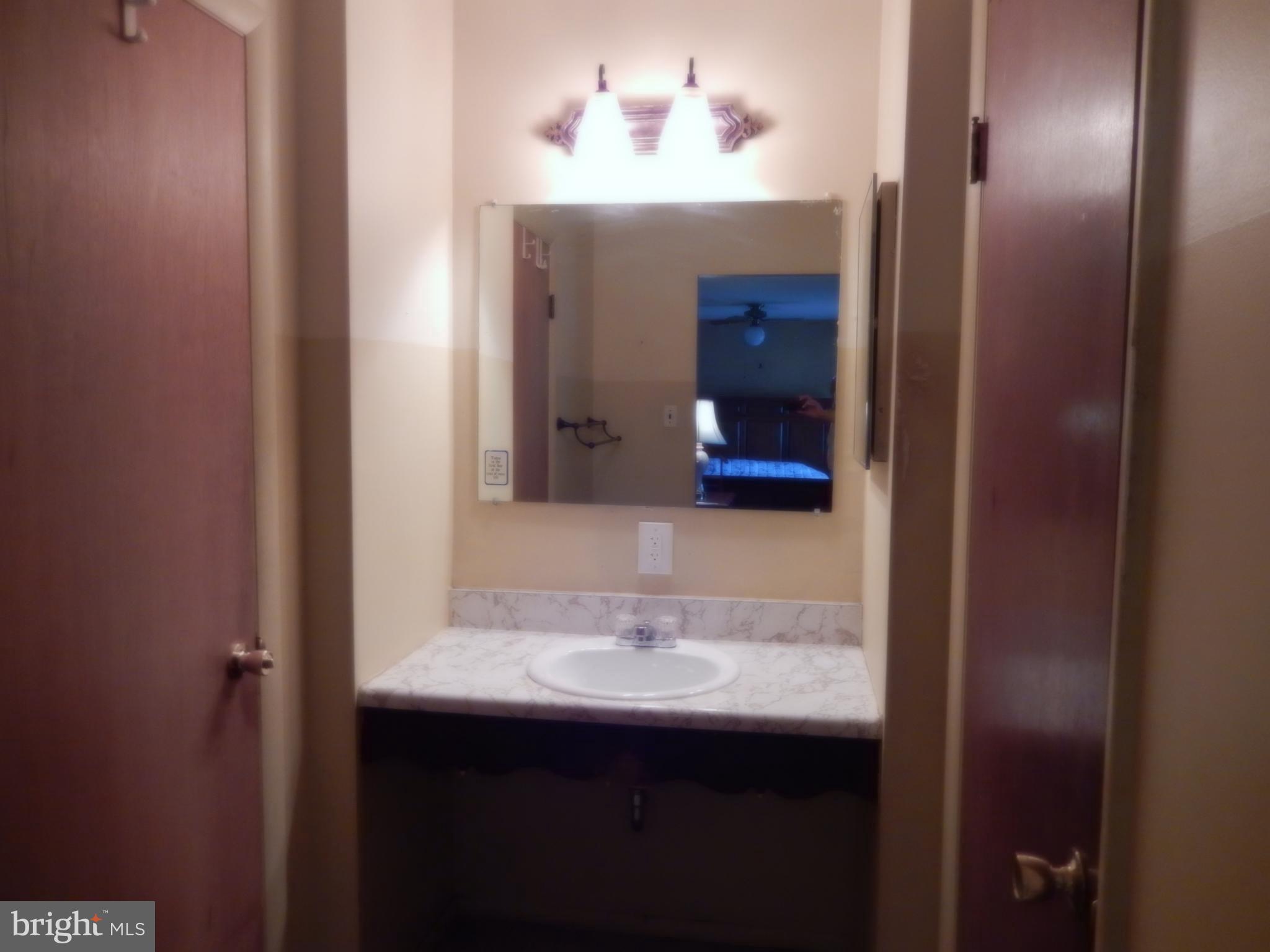 NESHAMINY VALLEY - Residential