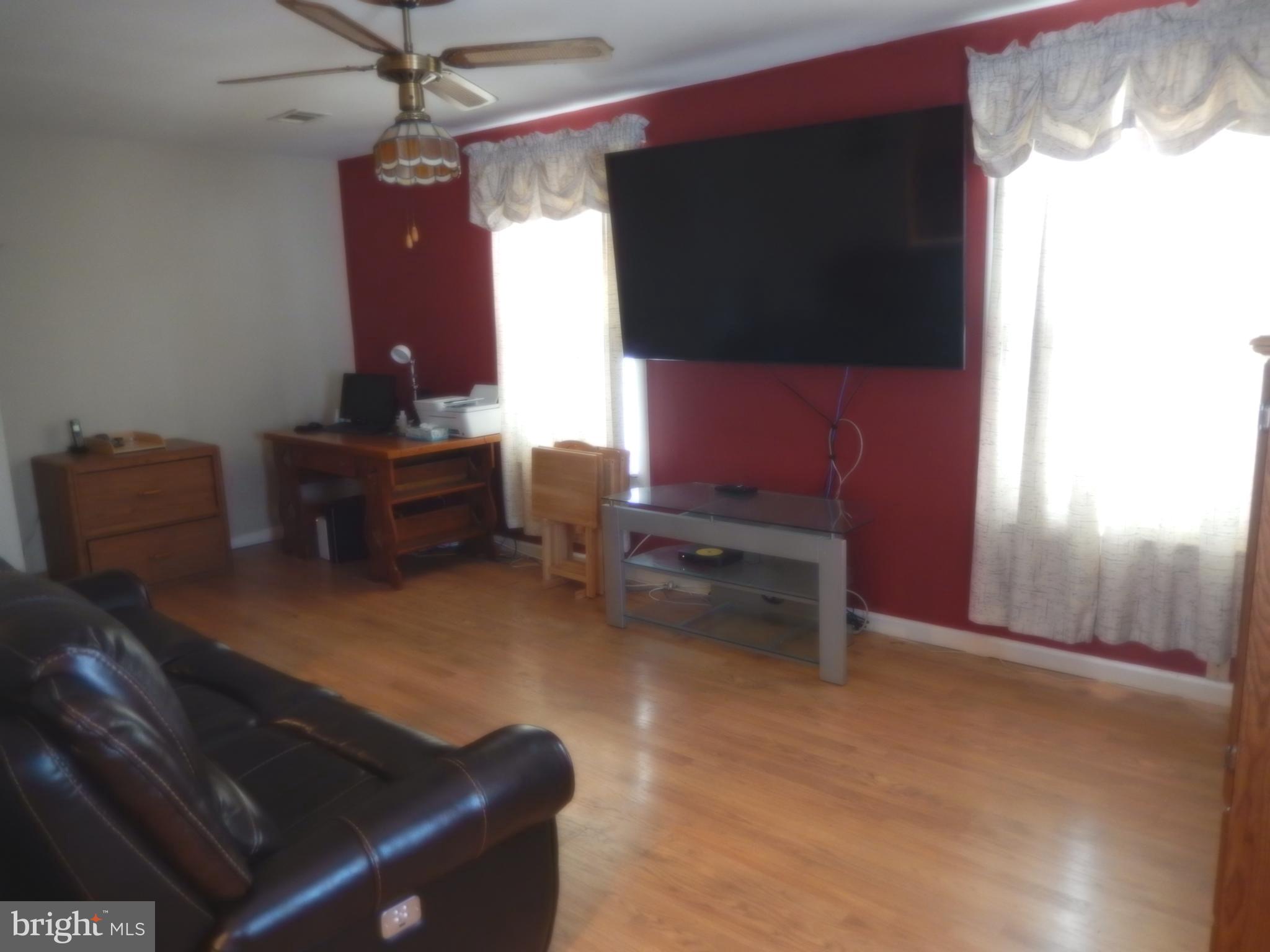 NESHAMINY VALLEY - Residential