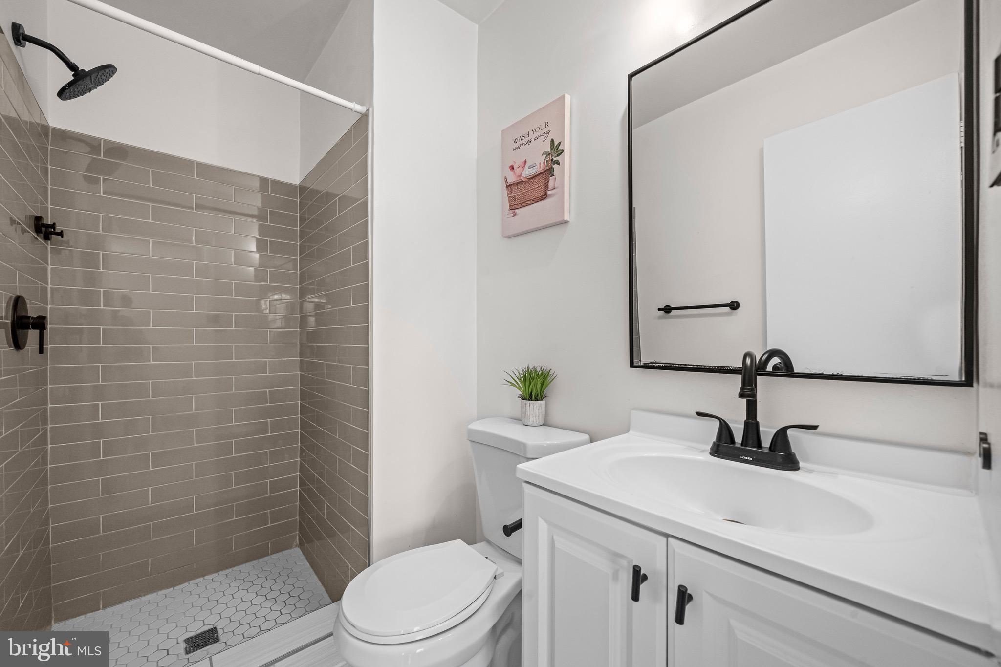 SENECA PARK - Residential