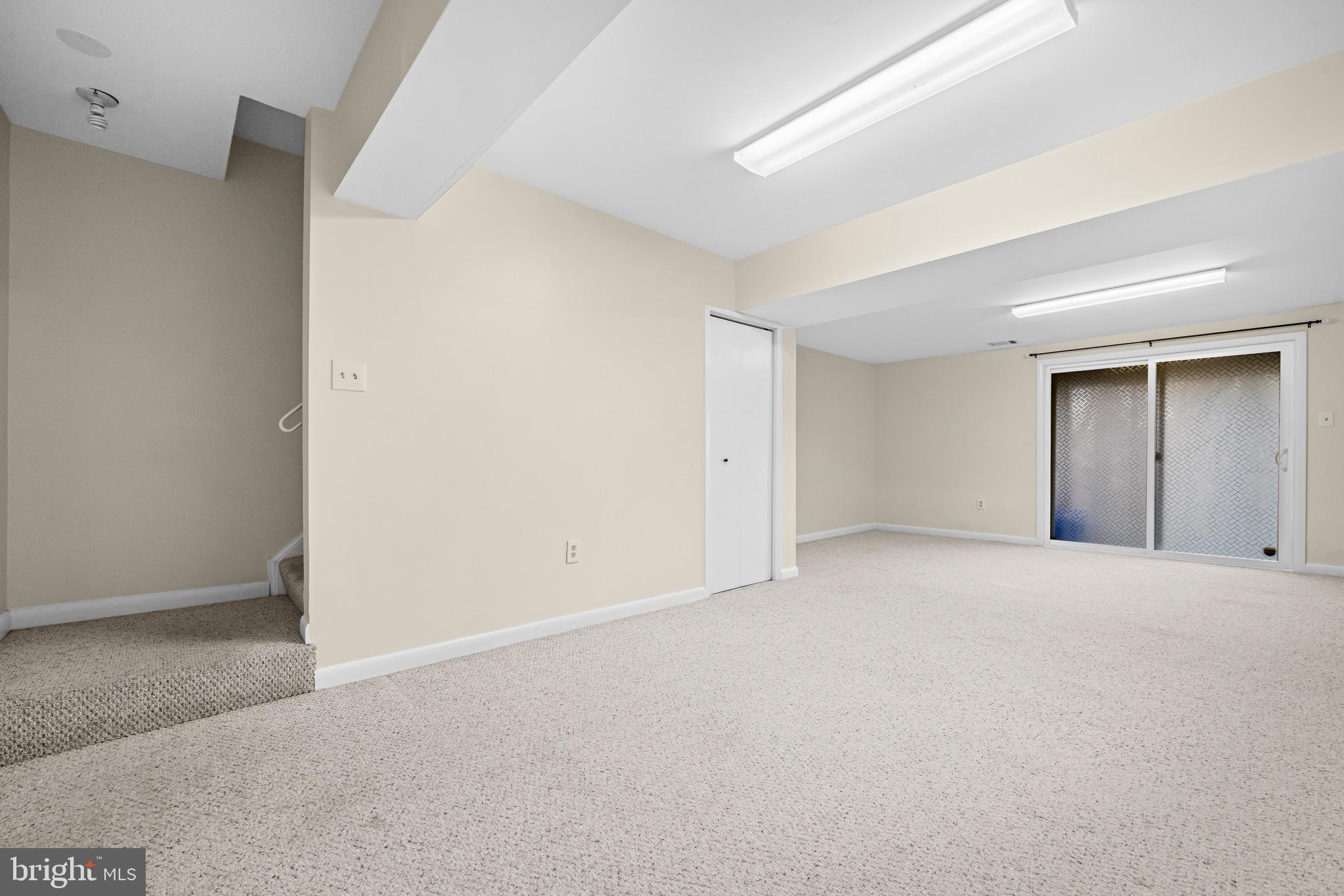 SENECA PARK - Residential