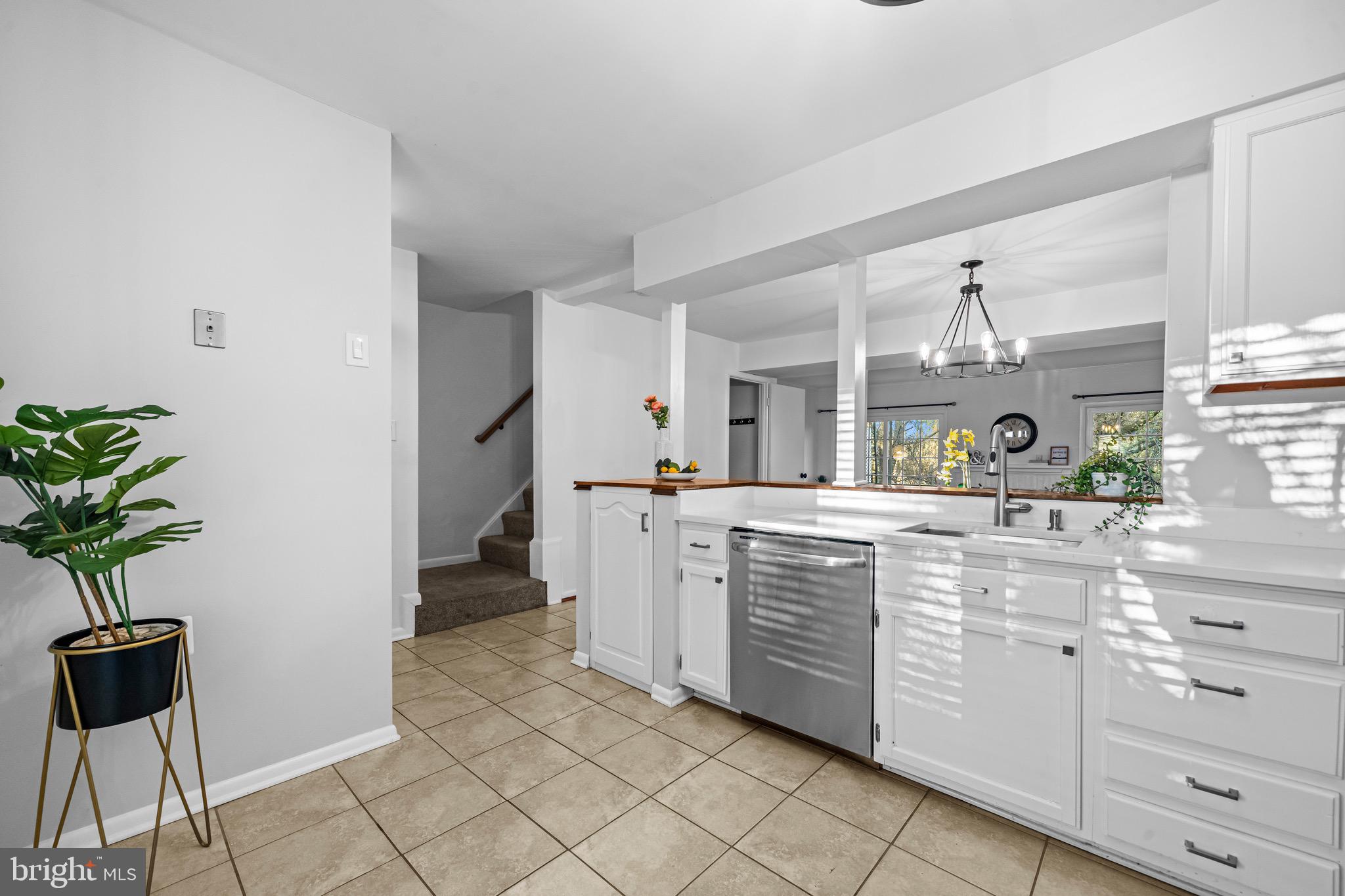 SENECA PARK - Residential