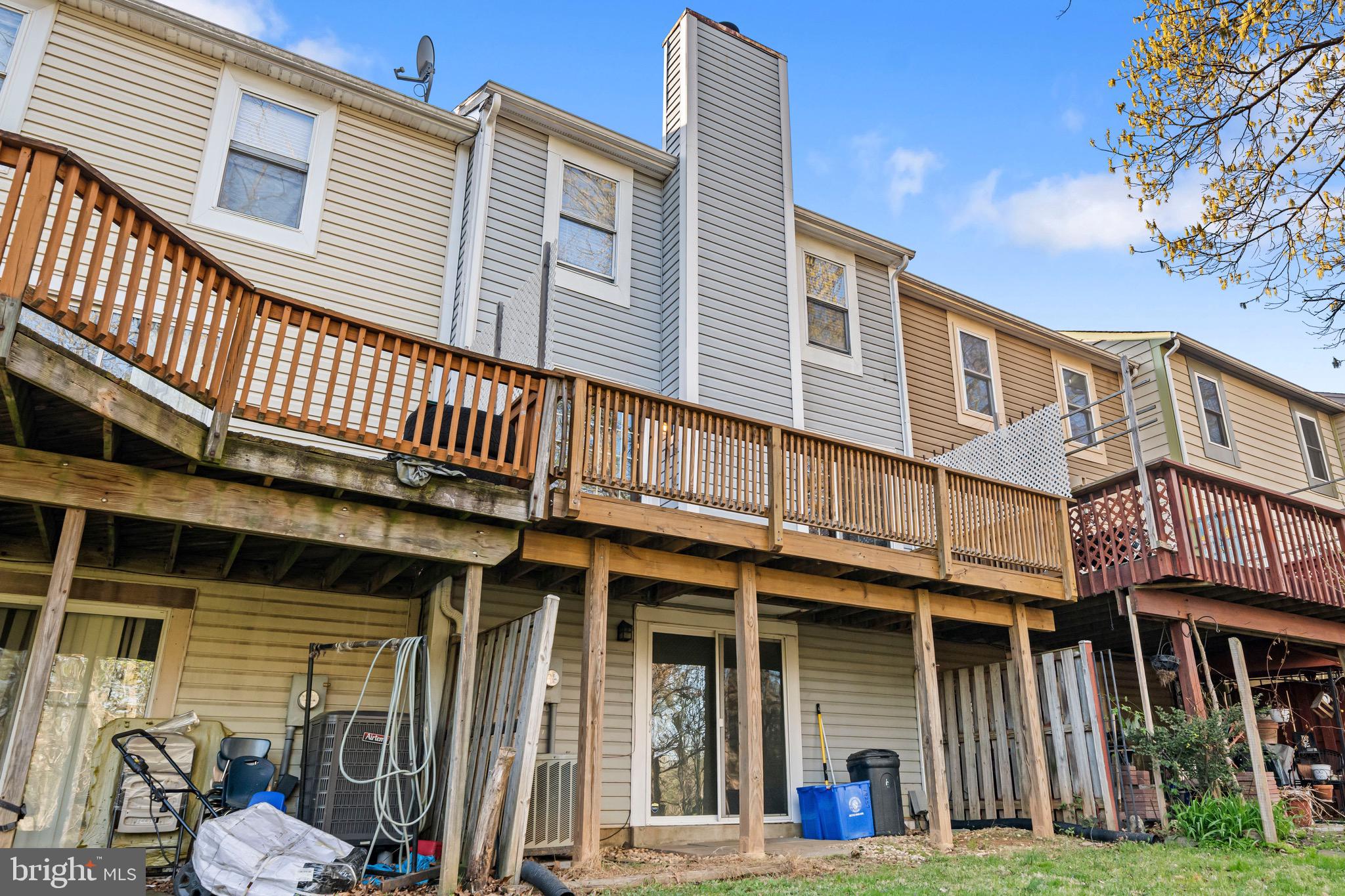 SENECA PARK - Residential