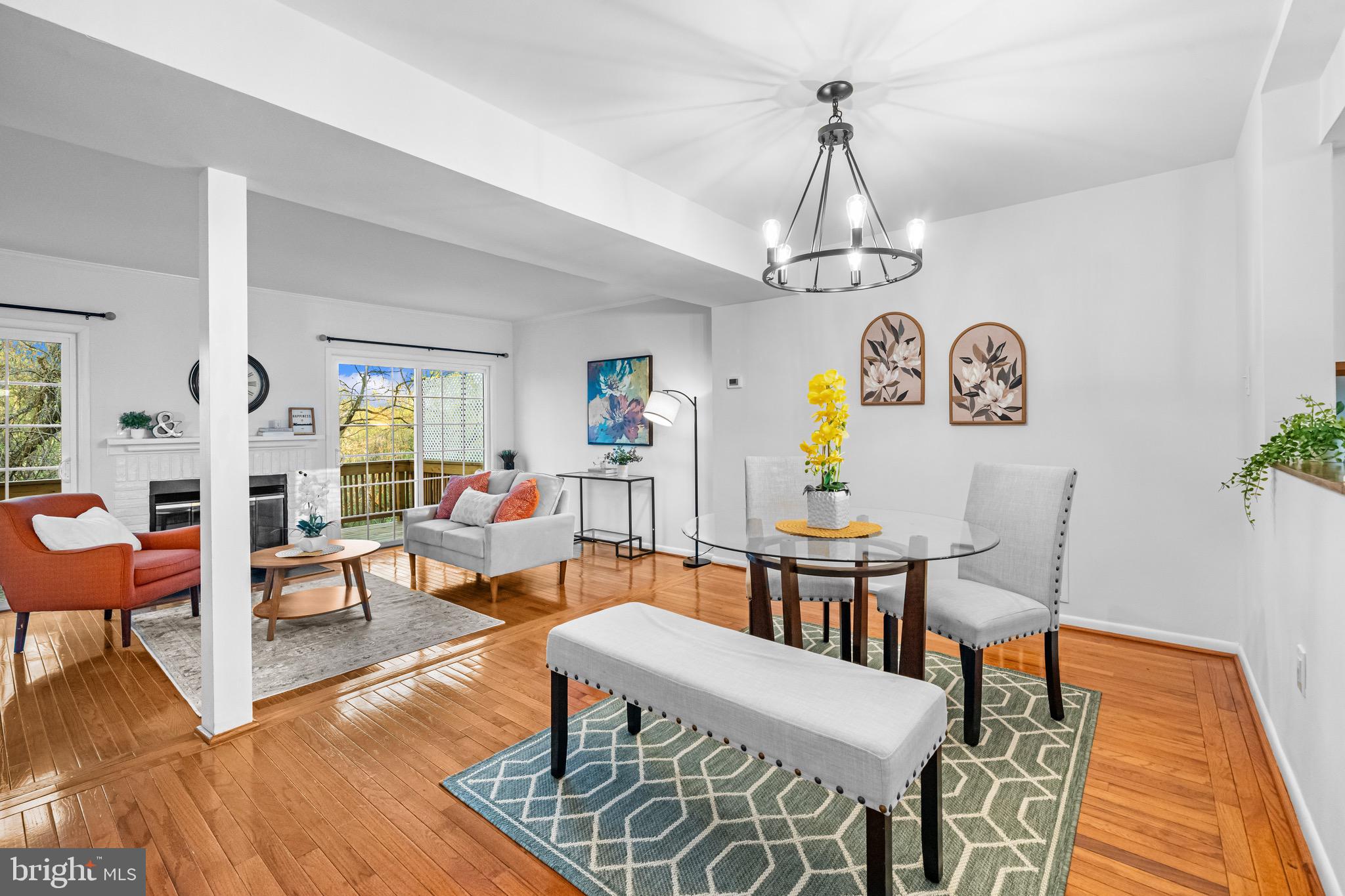 SENECA PARK - Residential