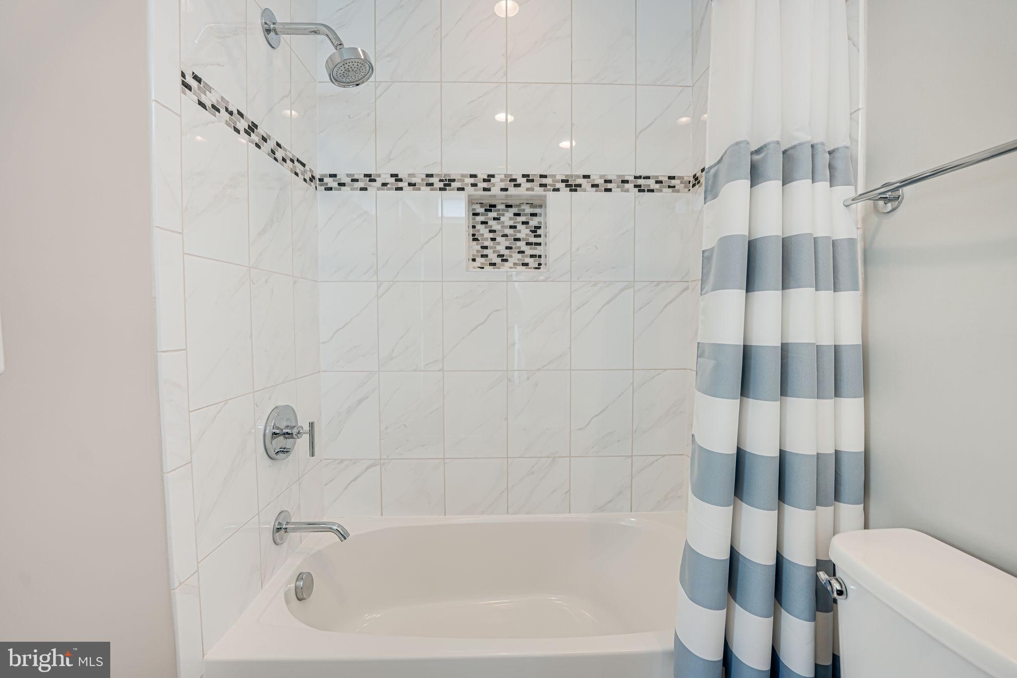 ROSSLYN - Residential