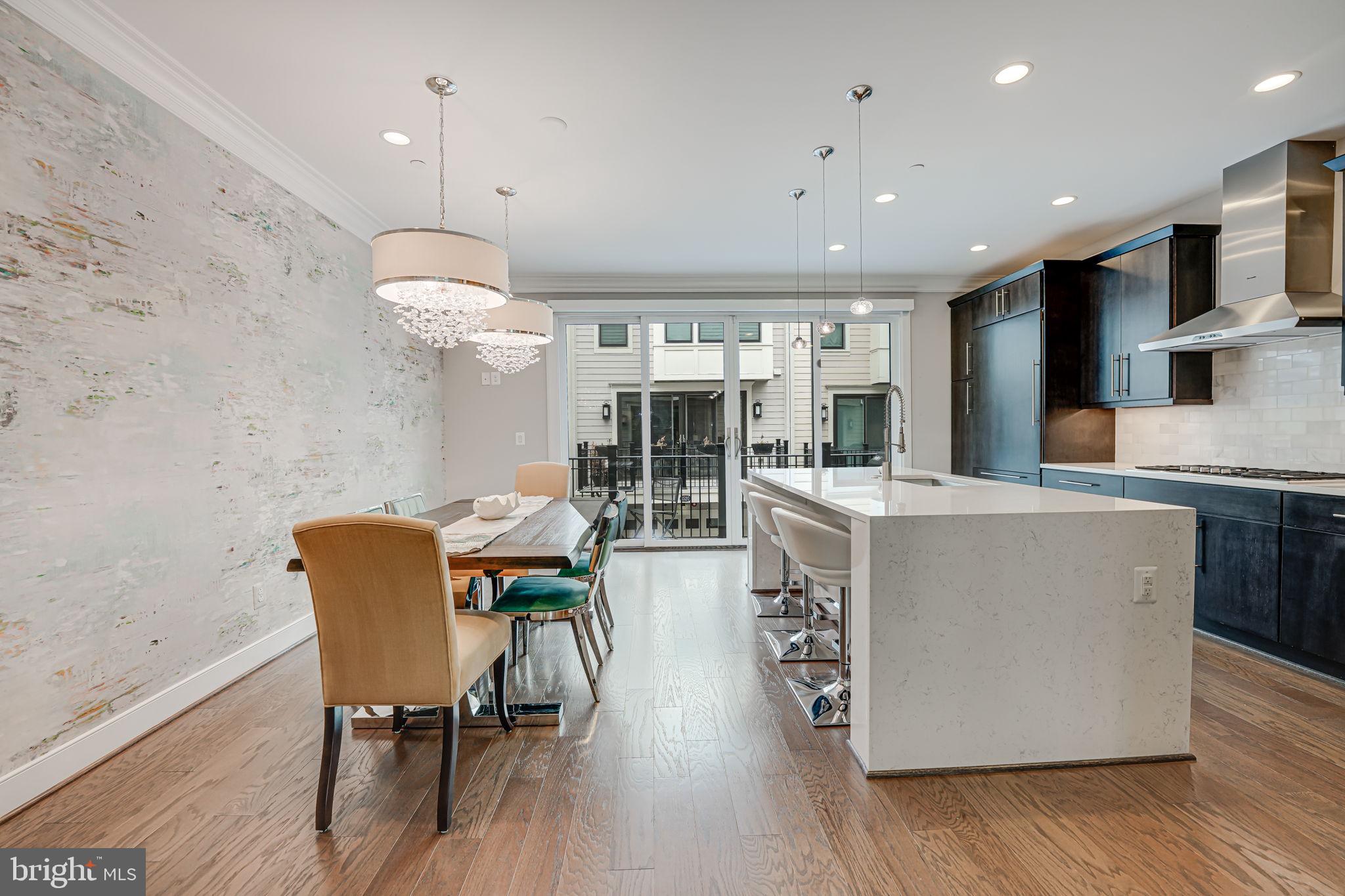 ROSSLYN - Residential