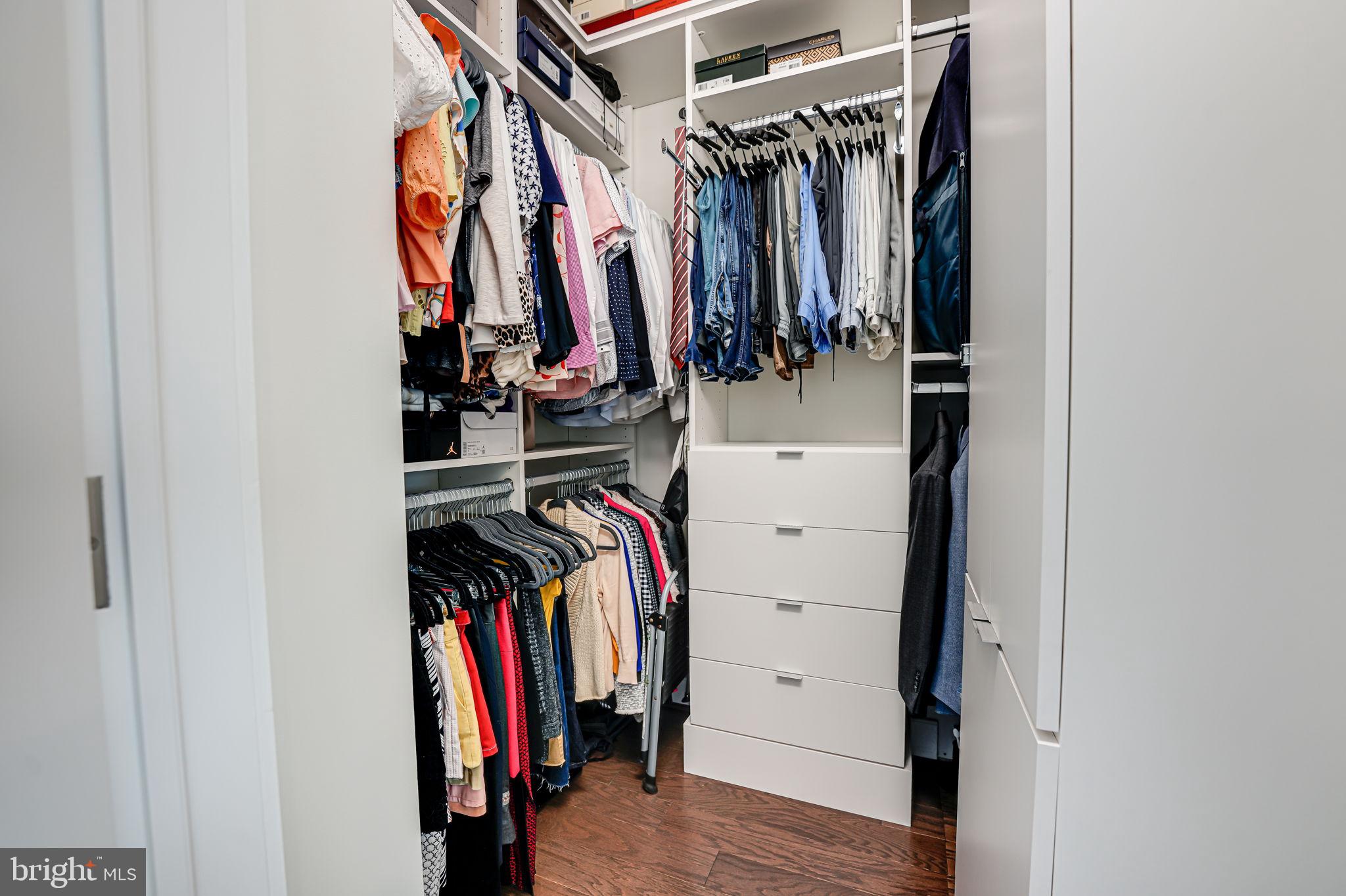 ROSSLYN - Residential