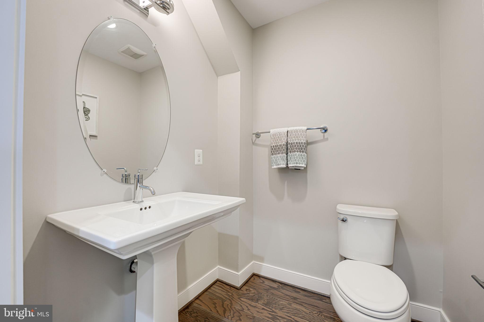 ROSSLYN - Residential