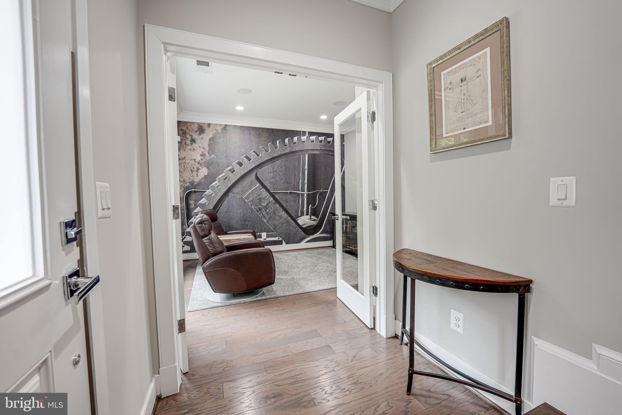 ROSSLYN - Residential