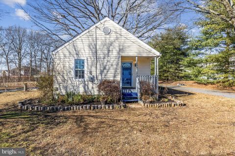 2805 STAVORS ROAD A WALDORF MD 20603