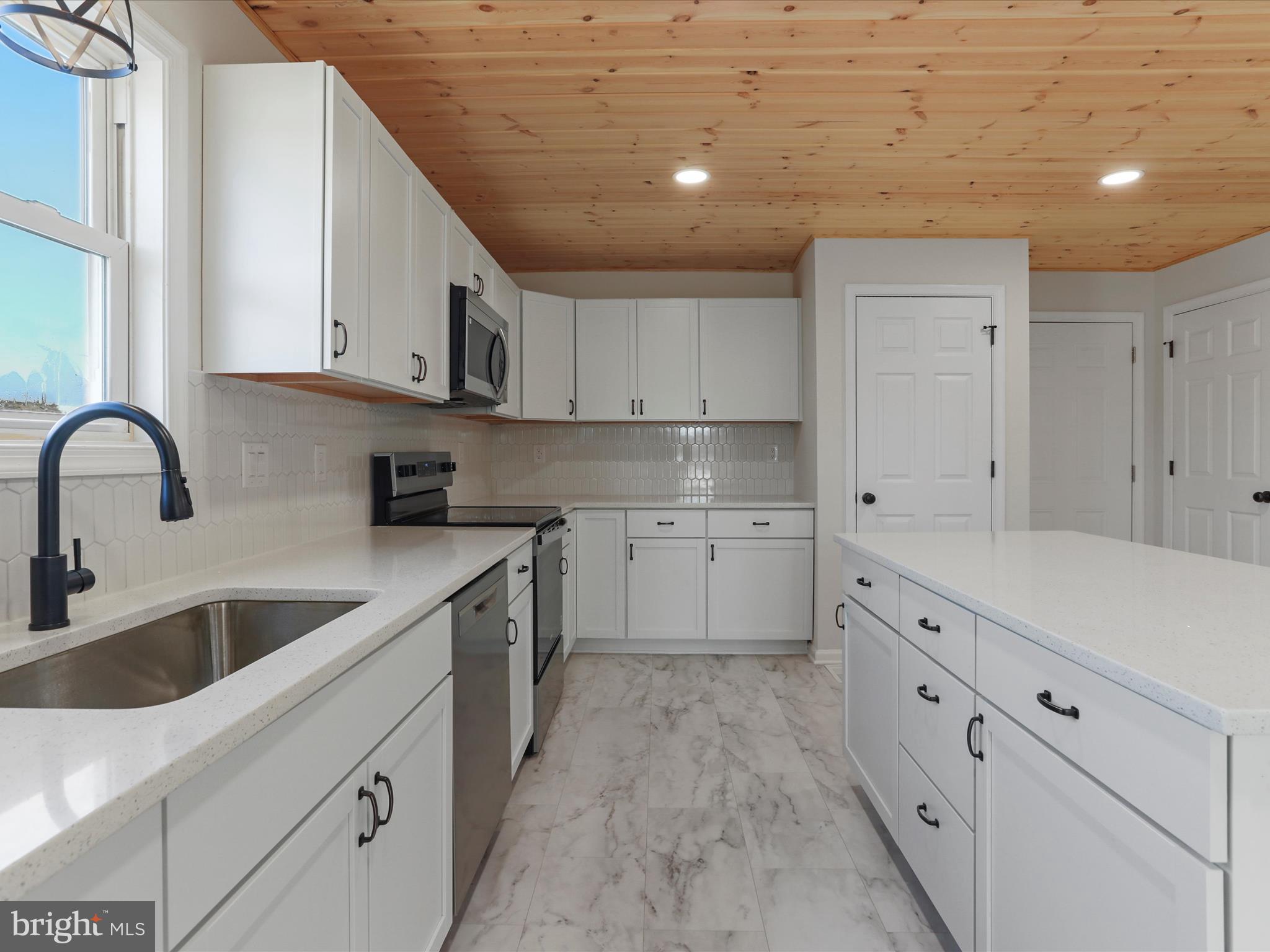 CHERRY HILL - Residential