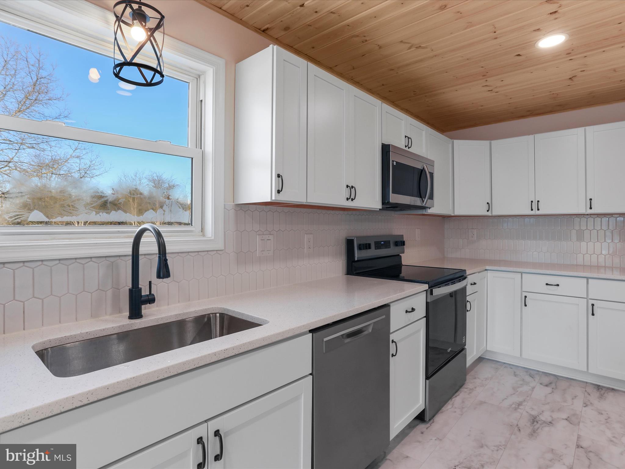 CHERRY HILL - Residential