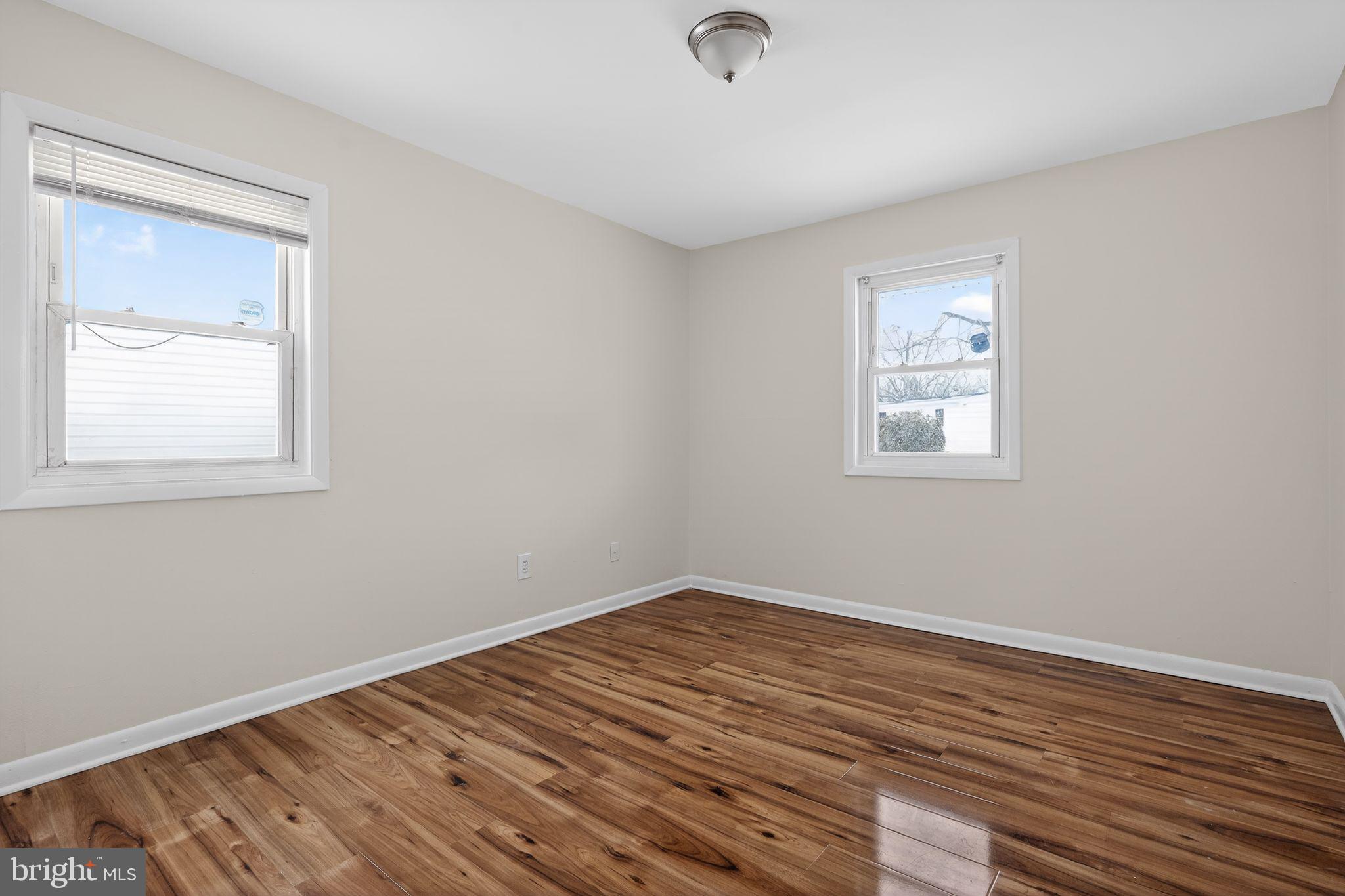 MANASSAS PARK - Residential