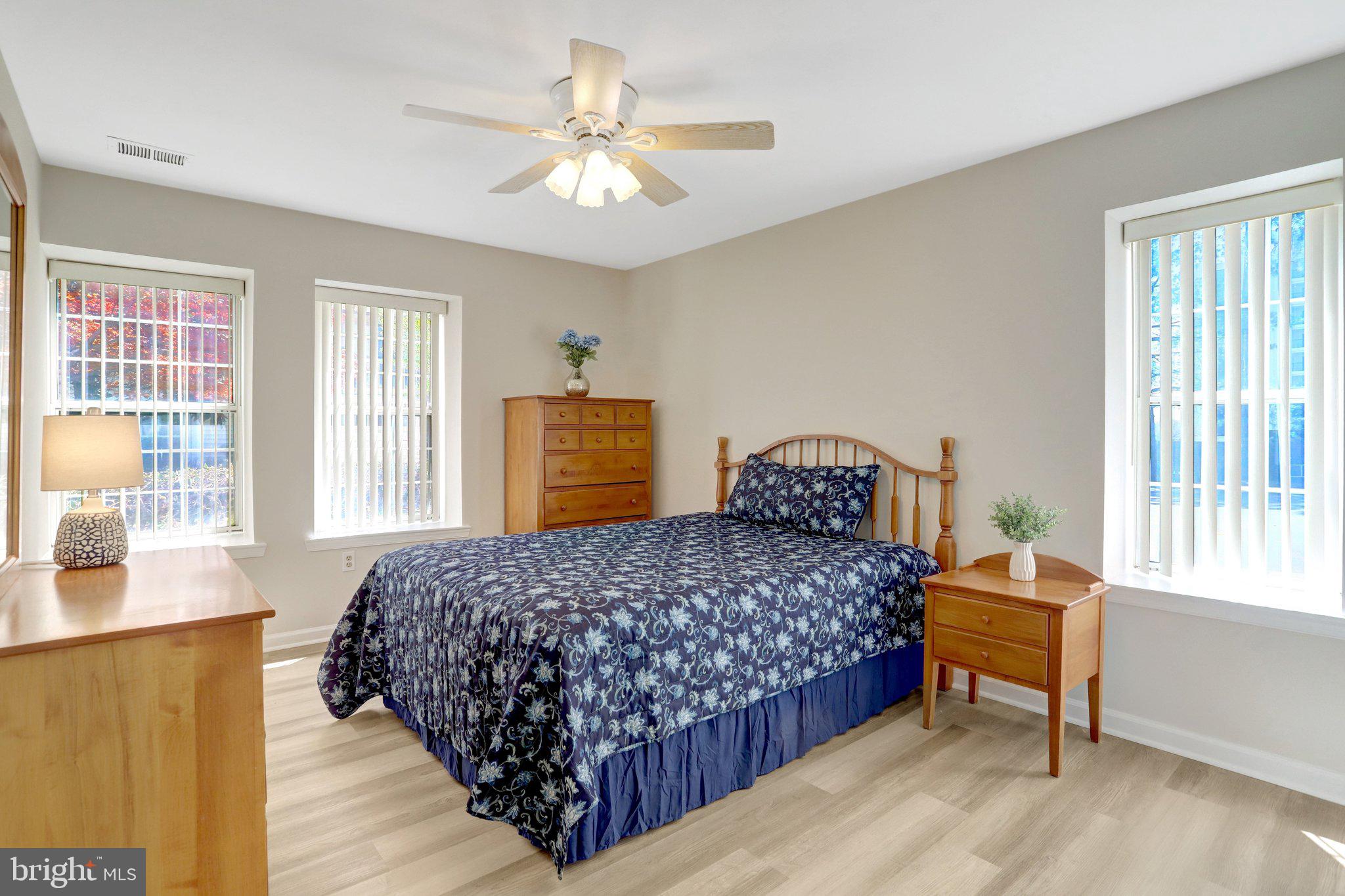 WATERS EDGE - Residential