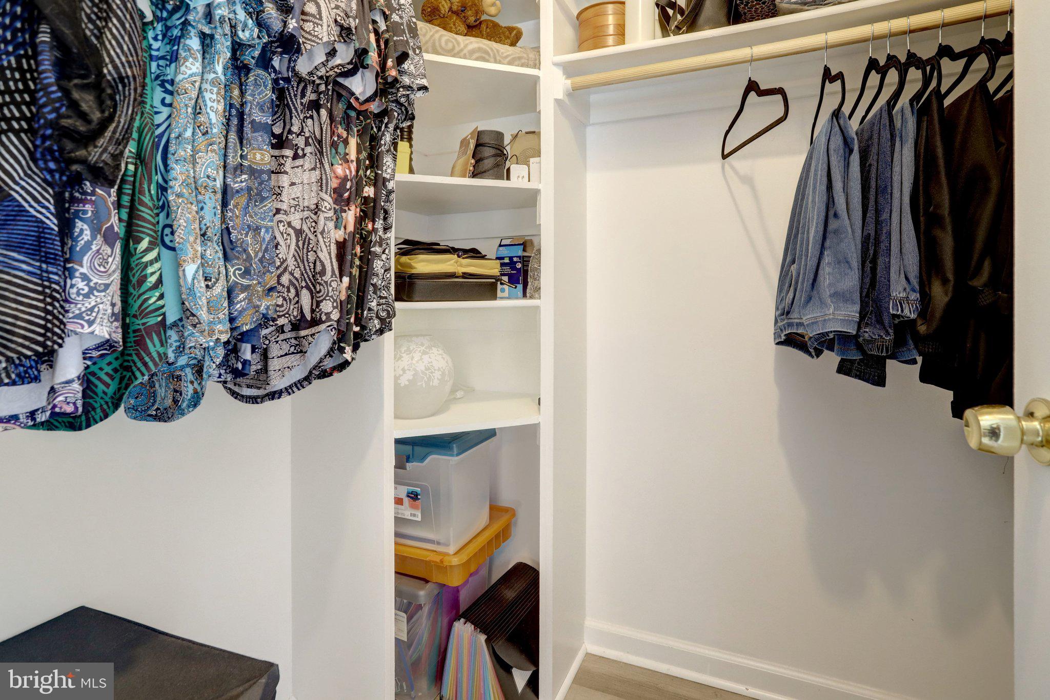 WATERS EDGE - Residential