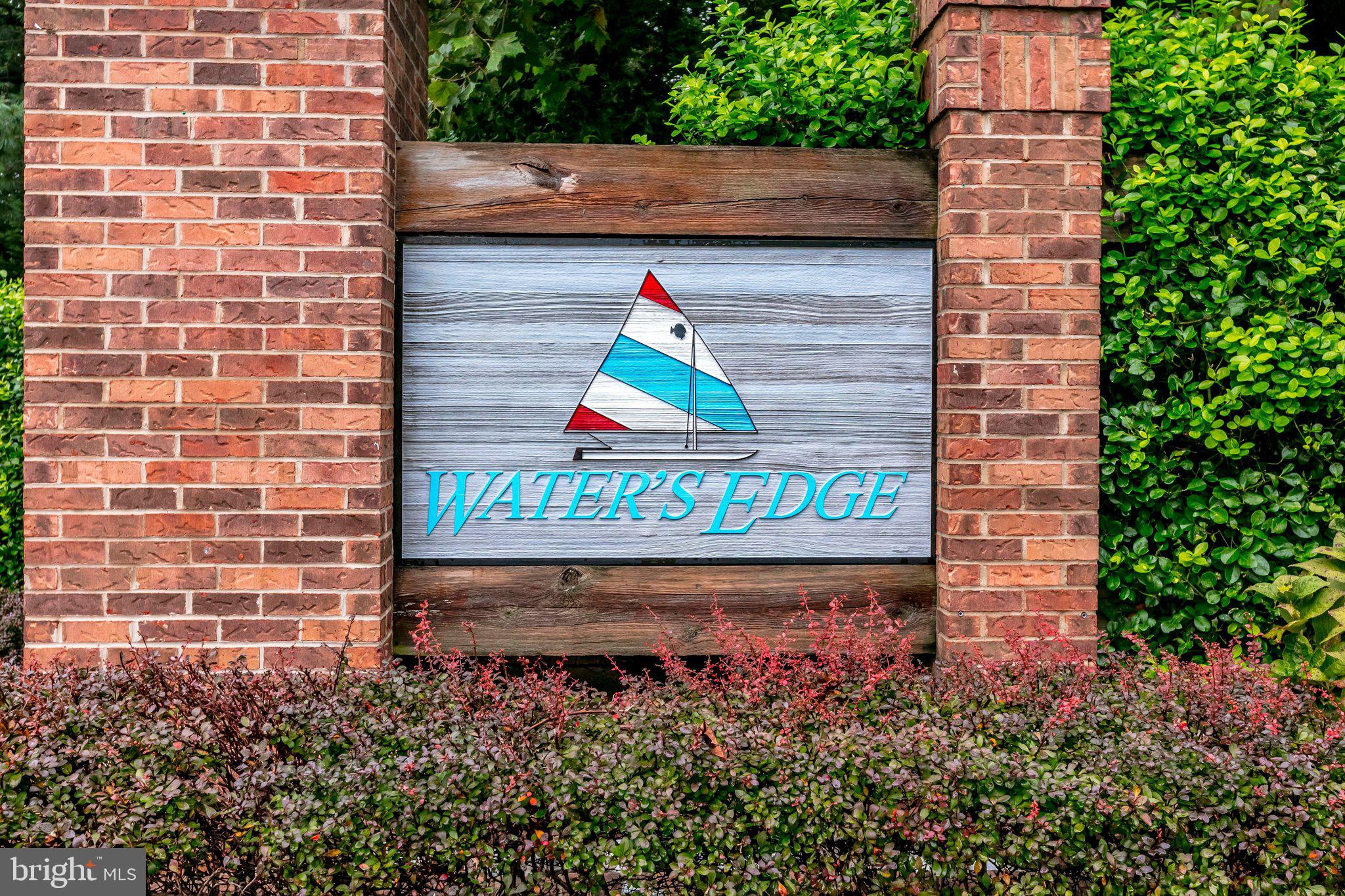 WATERS EDGE - Residential