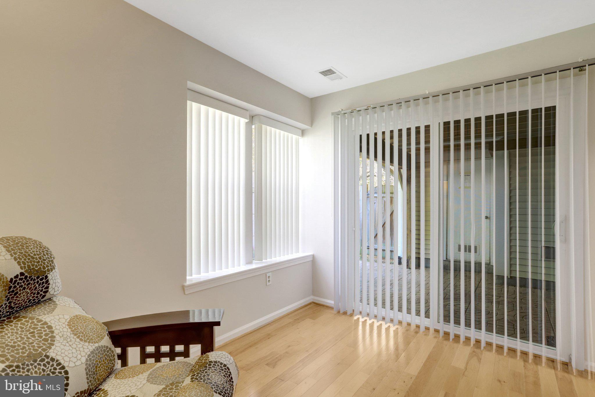 WATERS EDGE - Residential