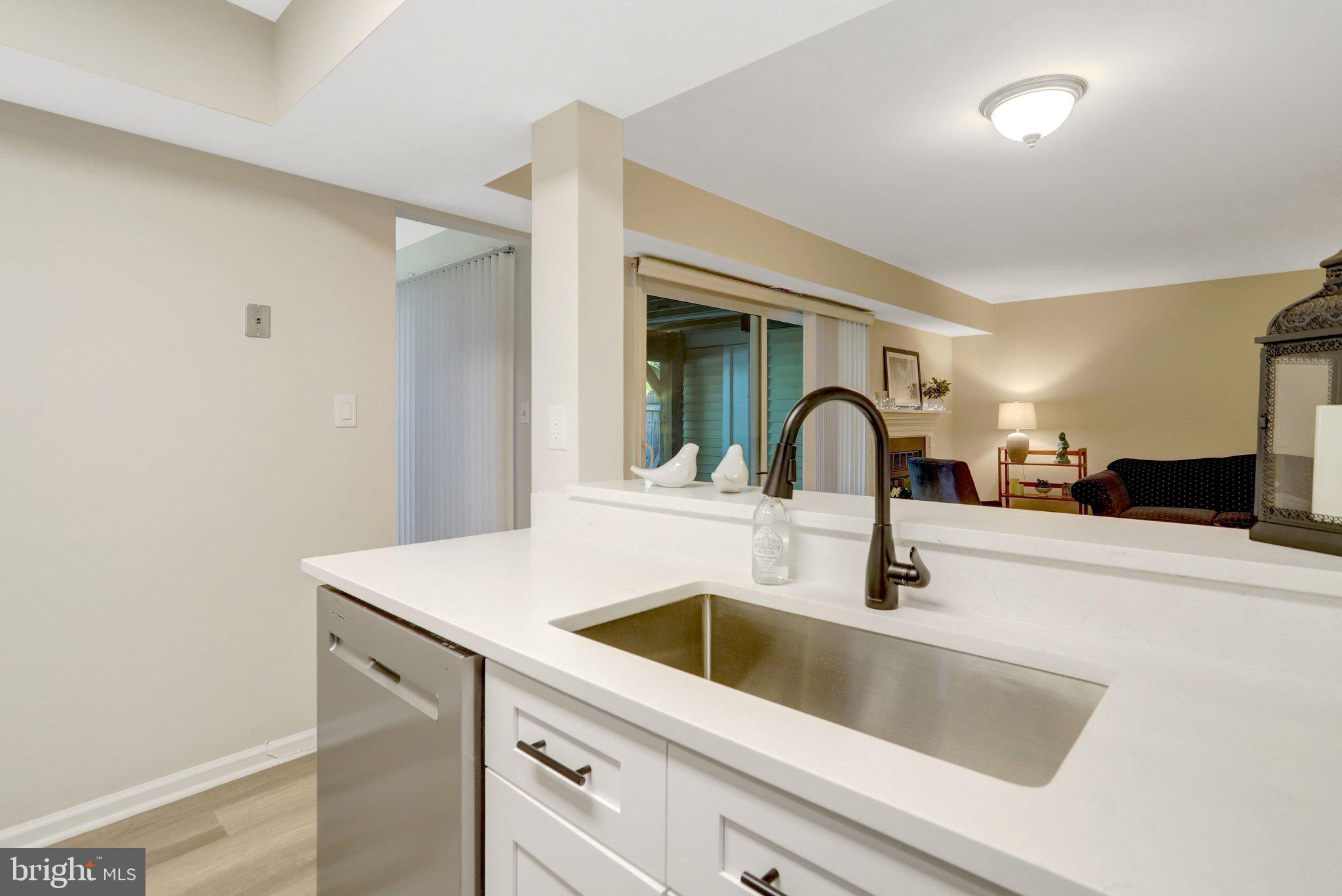 WATERS EDGE - Residential