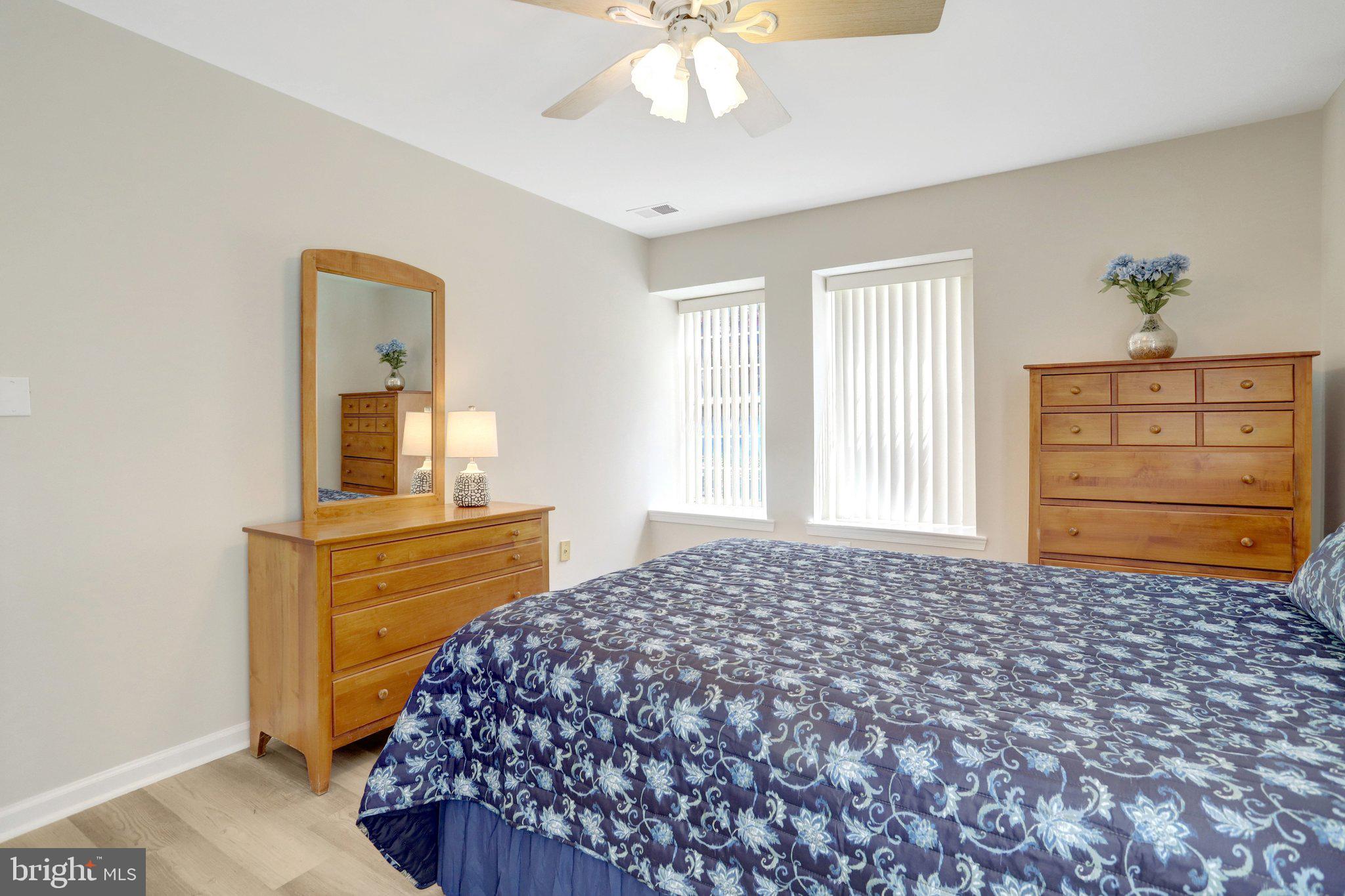 WATERS EDGE - Residential