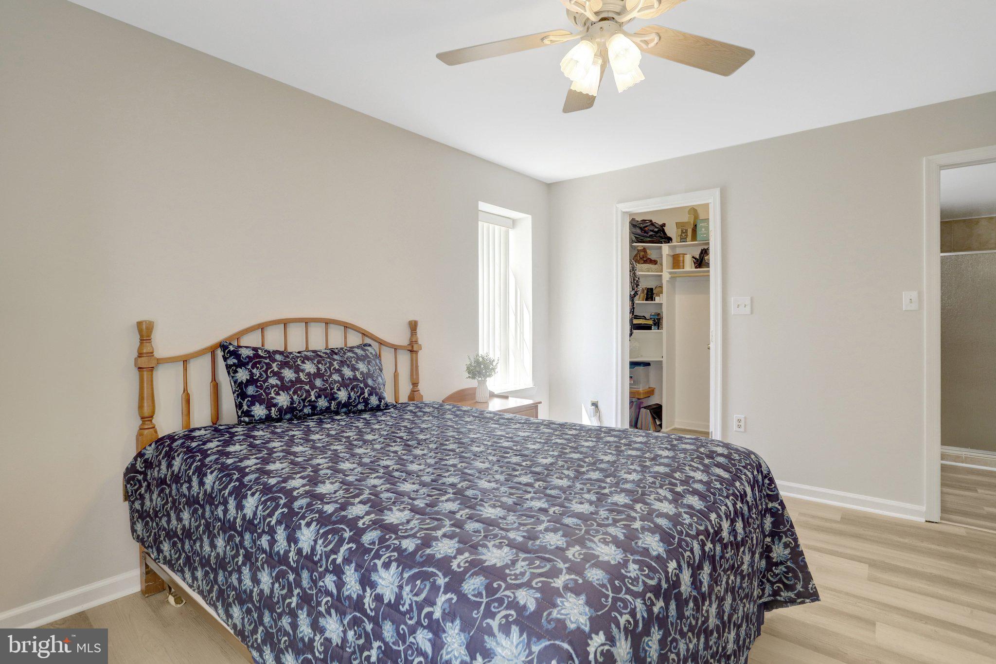 WATERS EDGE - Residential