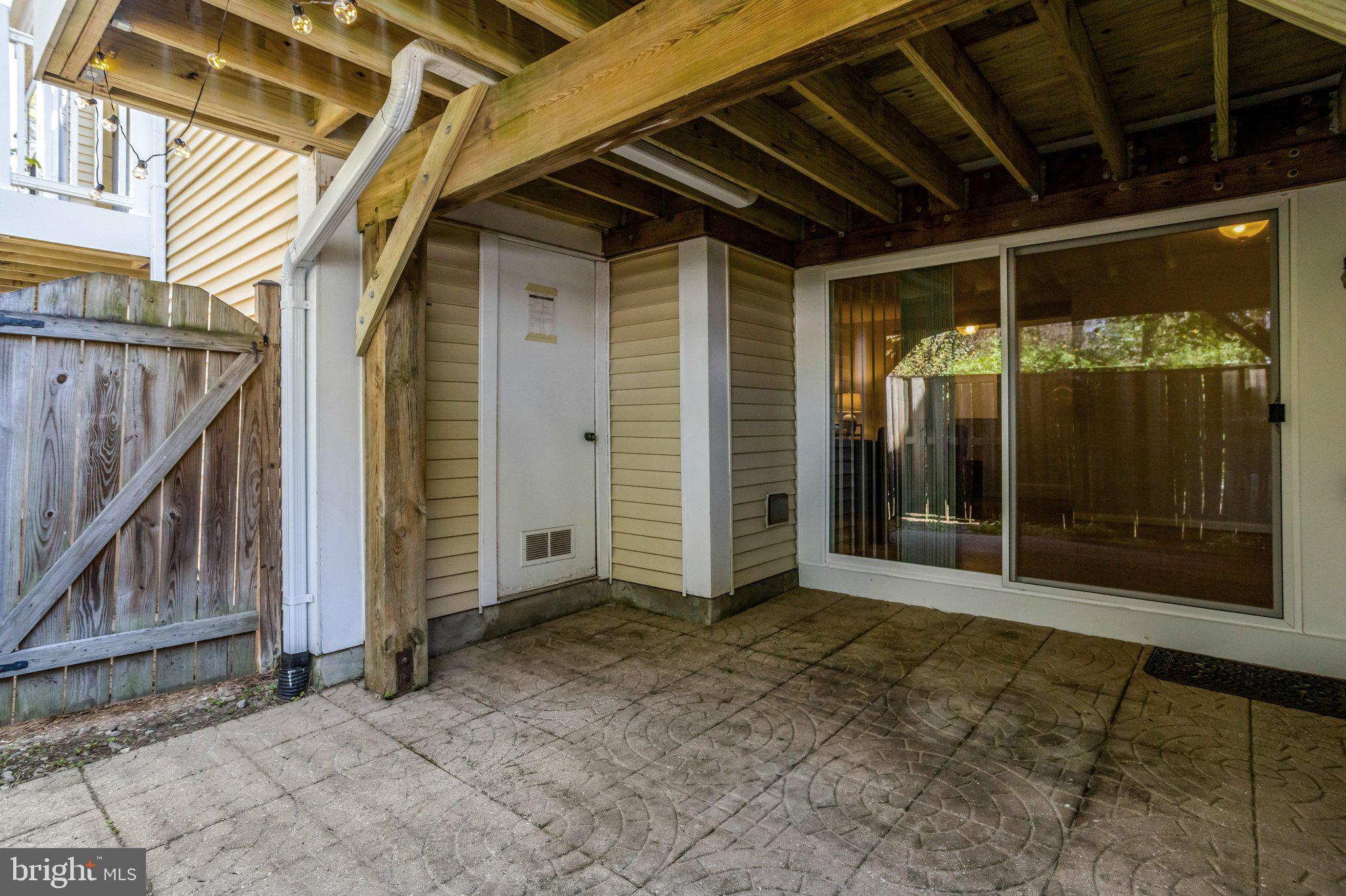 WATERS EDGE - Residential