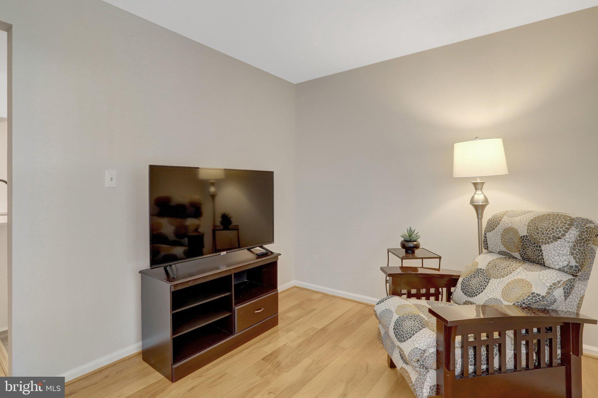 WATERS EDGE - Residential