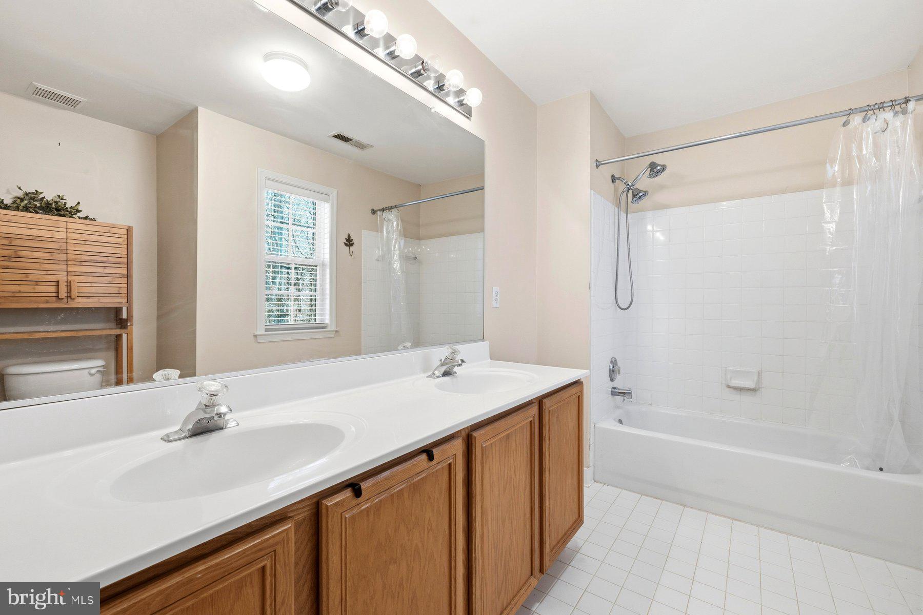 GRANDISONS PURCHASE - Residential