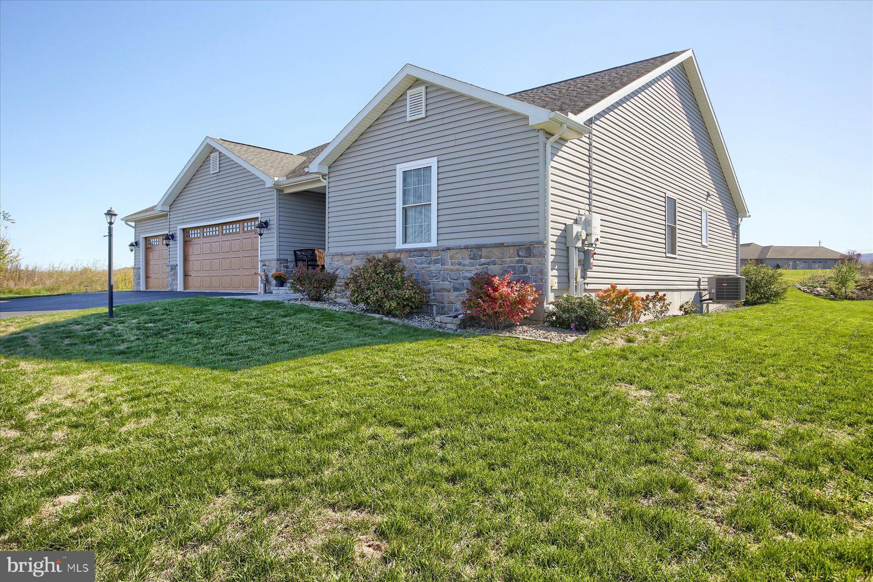 124 FIELDERS LANE