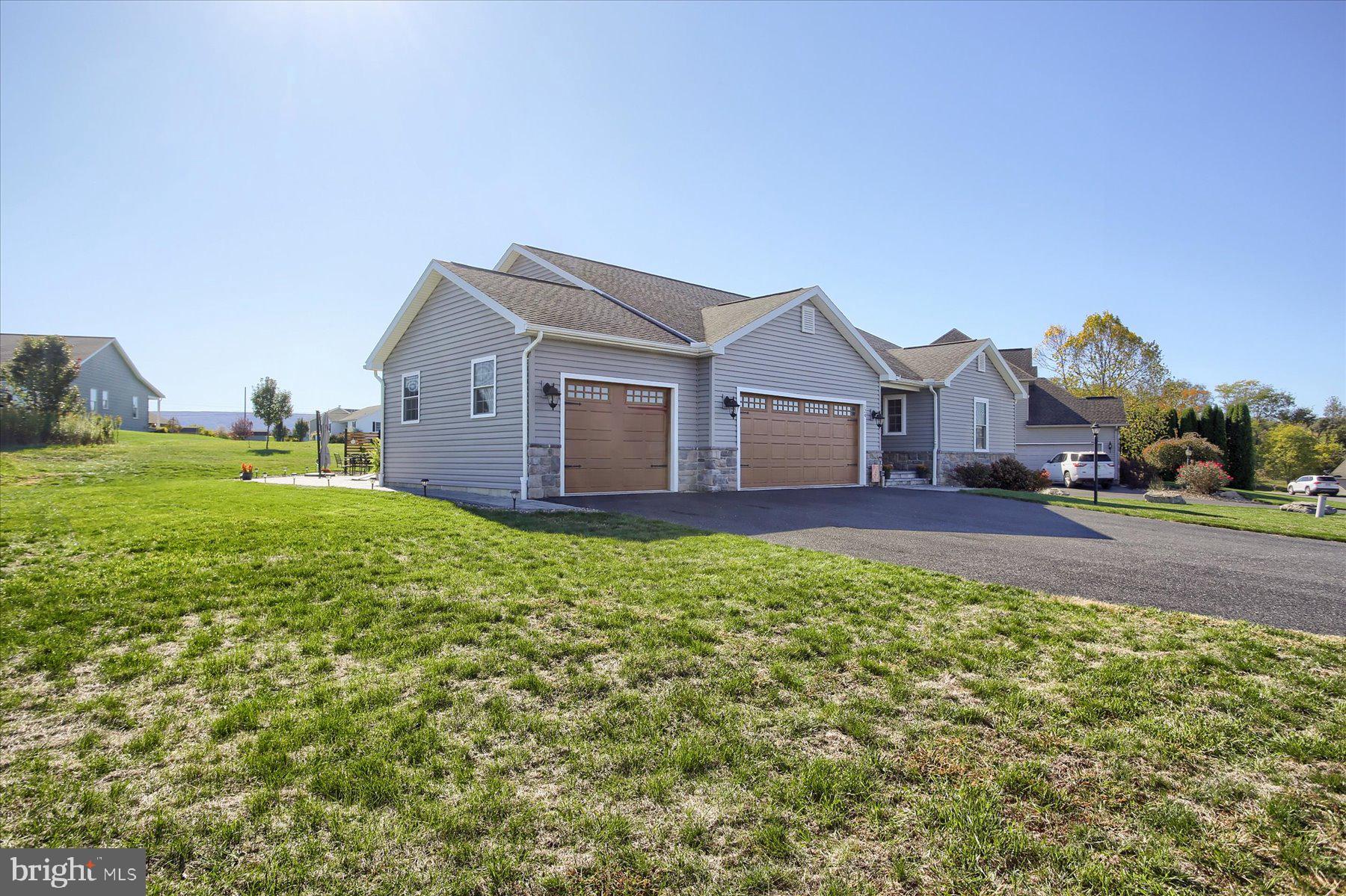 124 FIELDERS LANE